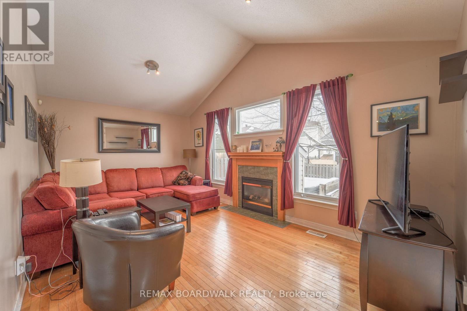 170 Bridlewood Drive, Ottawa, Ontario  K2M 2M4 - Photo 19 - X12910756