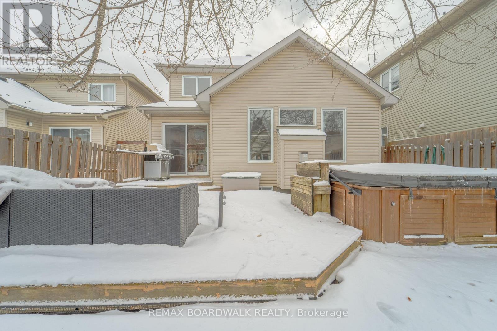 170 Bridlewood Drive, Ottawa, Ontario  K2M 2M4 - Photo 37 - X12910756