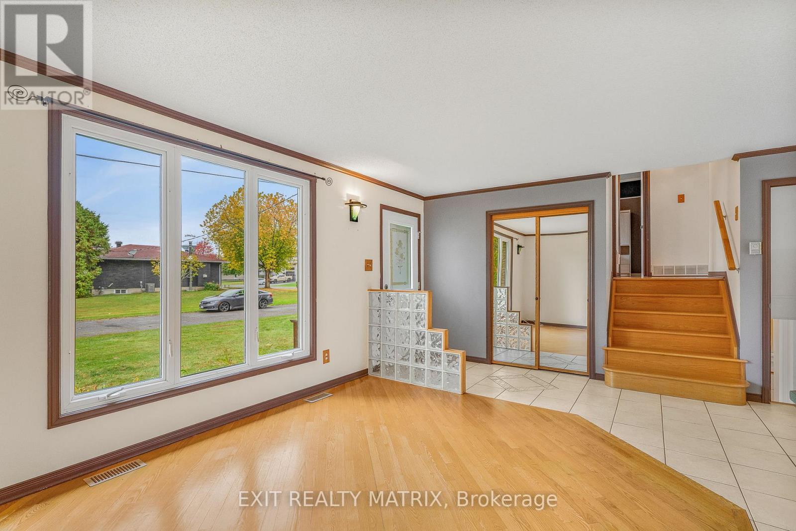 29 Louise Crescent, Russell, Ontario  K0A 1W0 - Photo 4 - X12910804