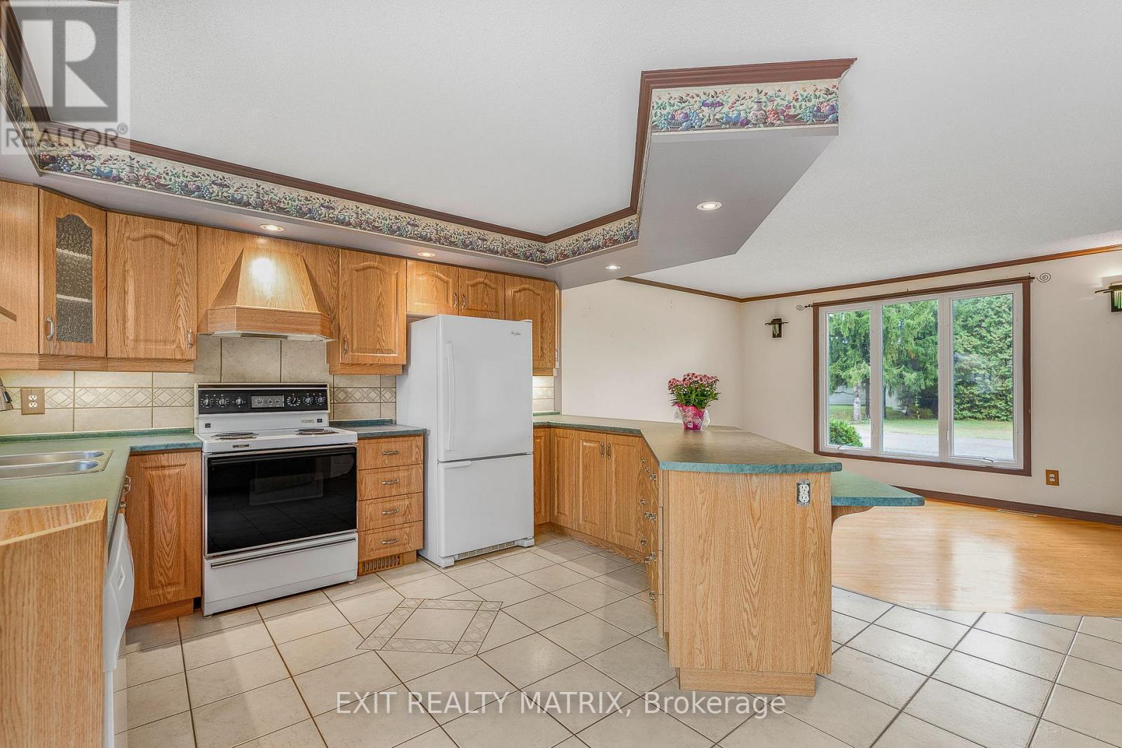 29 Louise Crescent, Russell, Ontario  K0A 1W0 - Photo 9 - X12910804