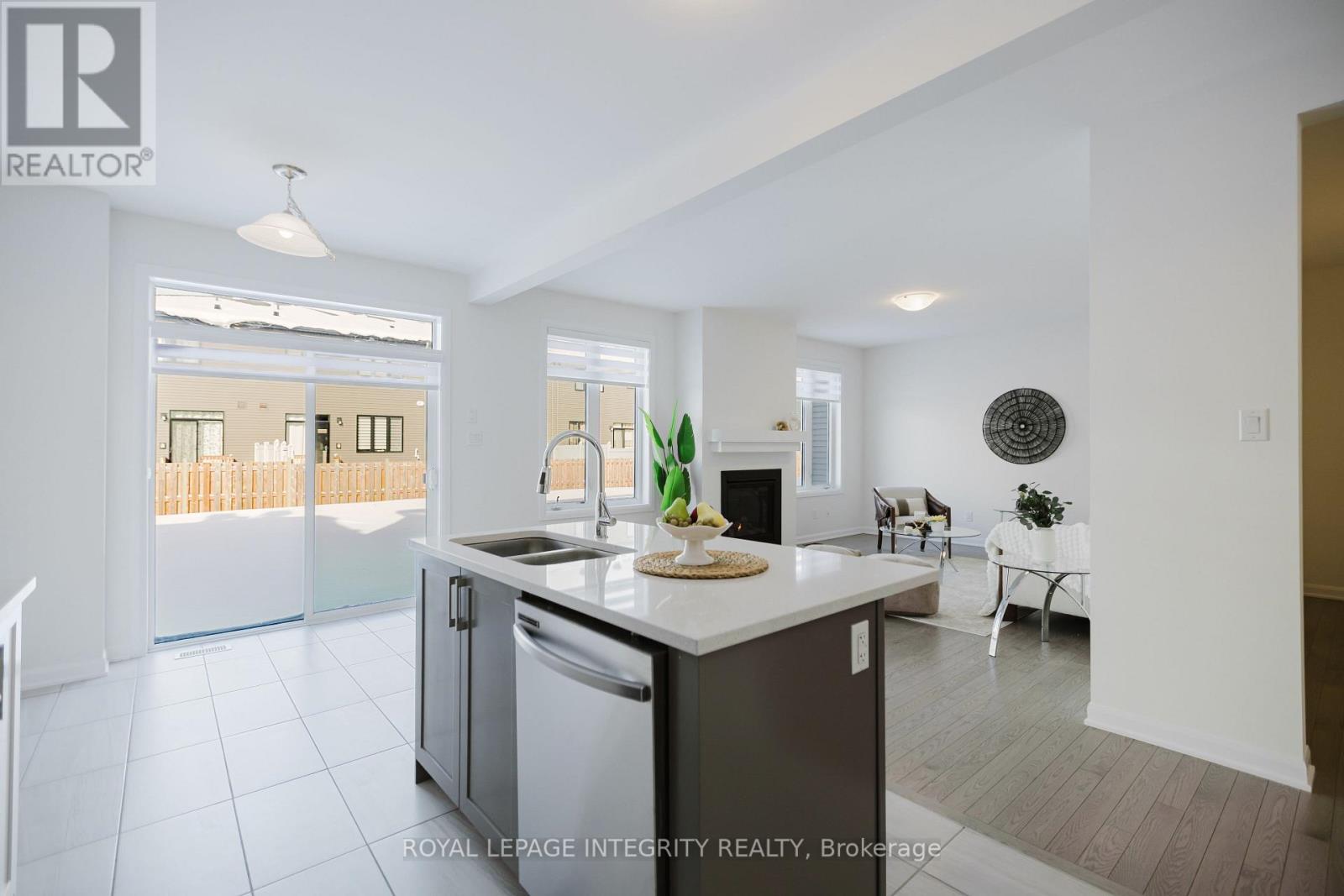 850 Cappamore Drive, Ottawa, Ontario  K2C 3H2 - Photo 14 - X12910808