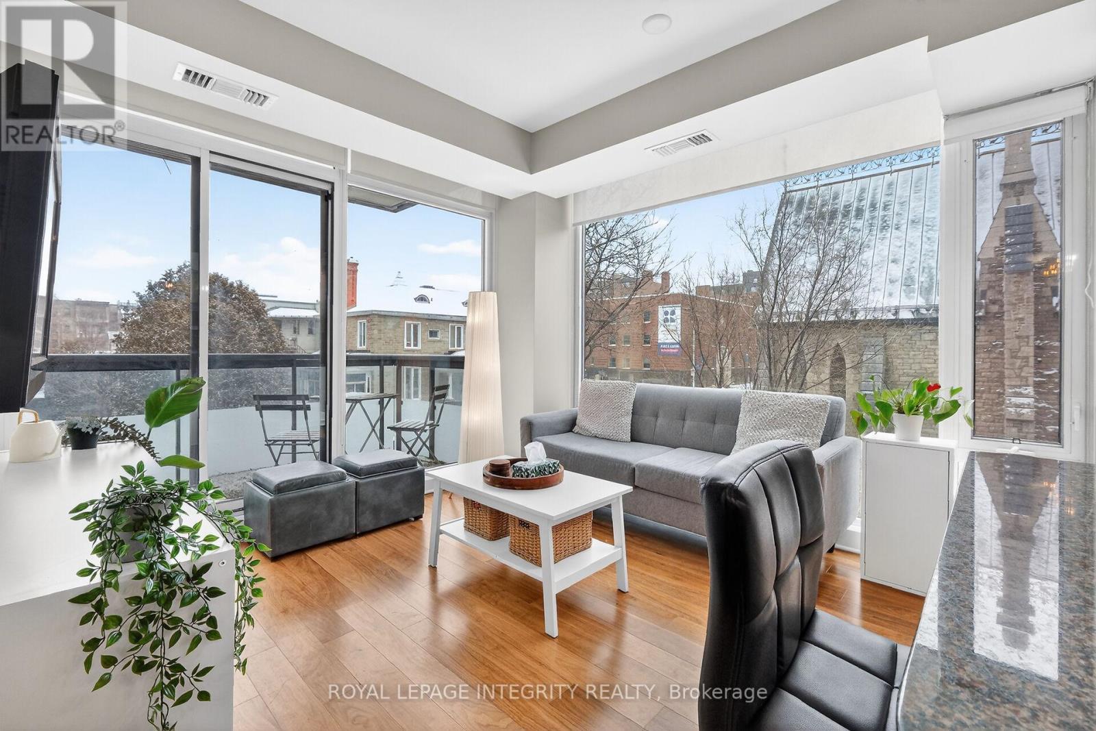 416 - 238 Besserer Street, Ottawa, Ontario  K1N 6B1 - Photo 10 - X12910828