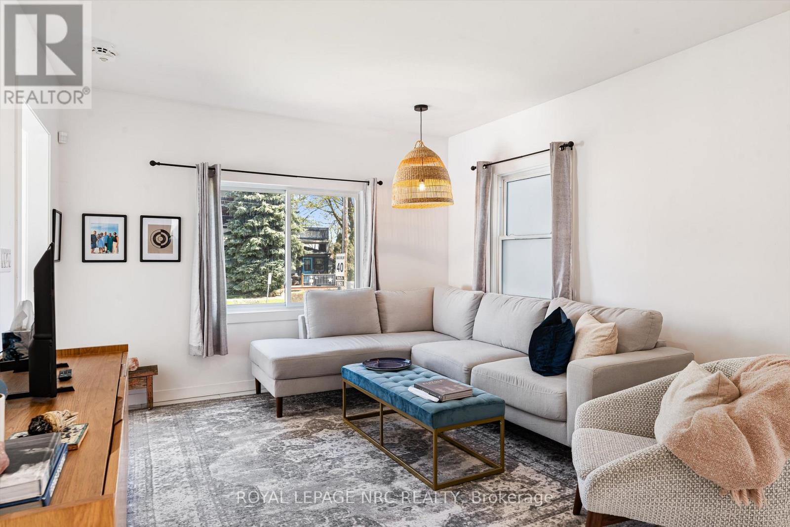 37 Lock Street, St. Catharines, Ontario  L2N 5B8 - Photo 10 - X12910594