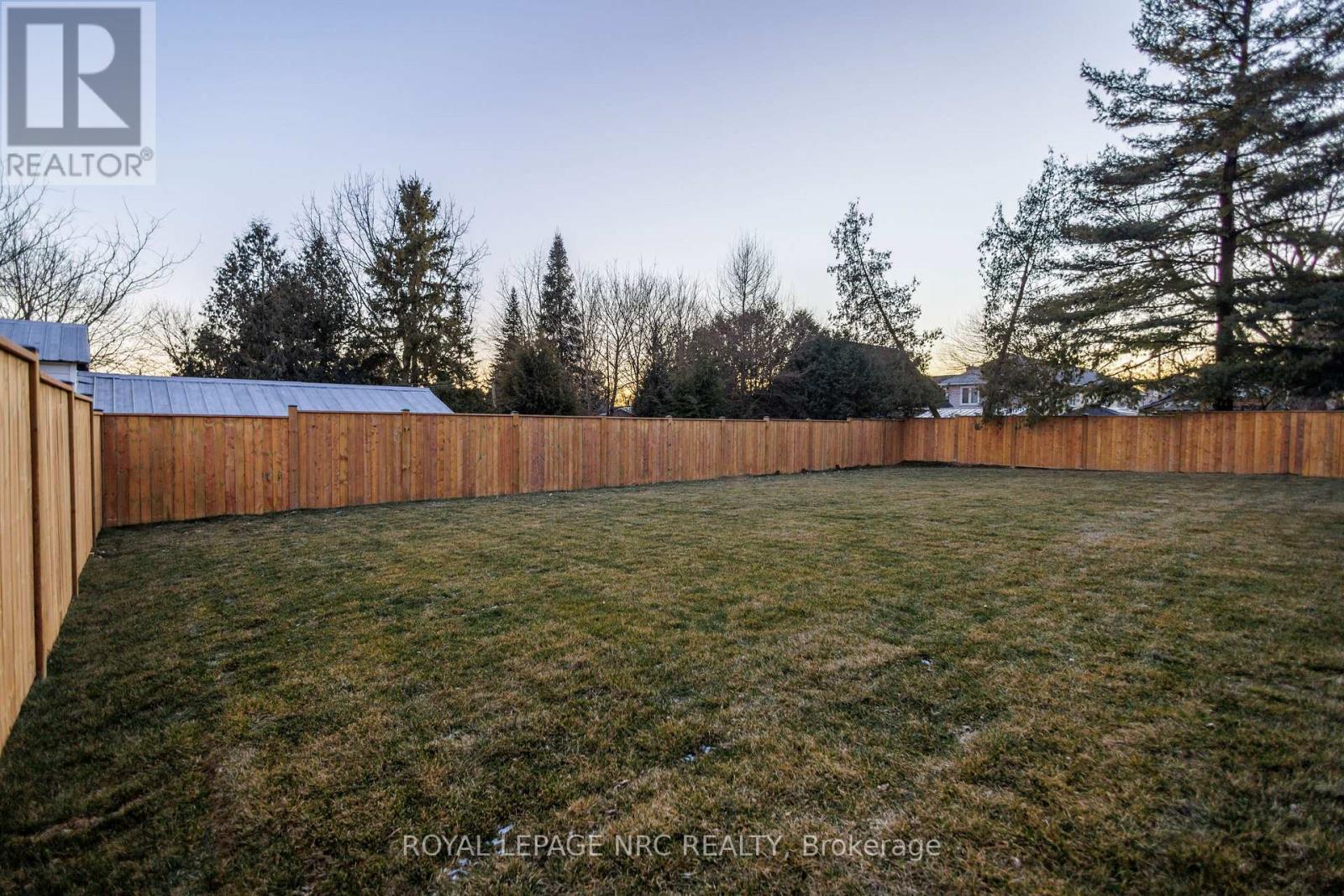 2b - 41 St Davids Road W, Thorold, Ontario  L2V 2L4 - Photo 8 - X12910600