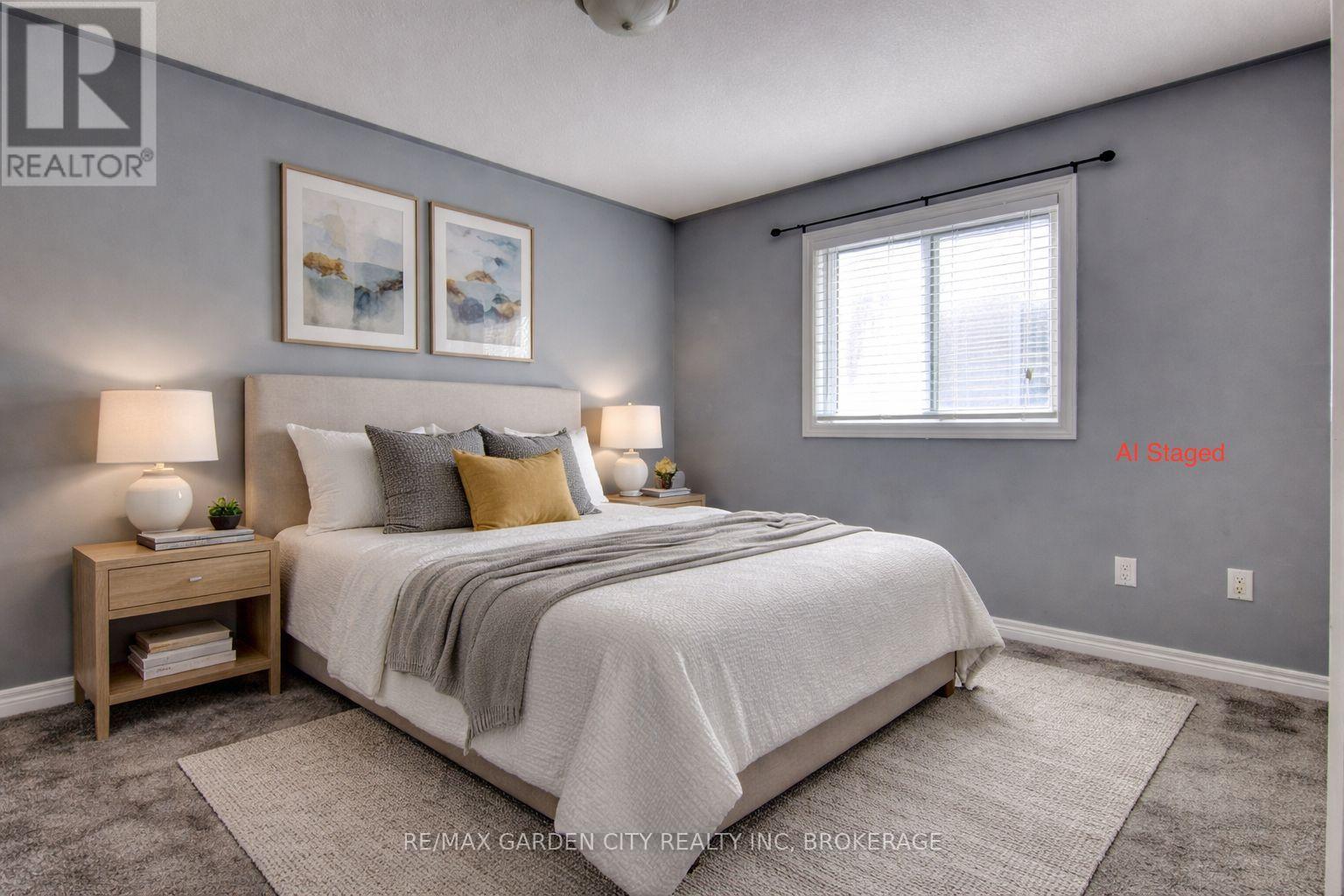 180 Drapers Street, Welland (Prince Charles), Ontario  L3C 7N2 - Photo 4 - X12910646