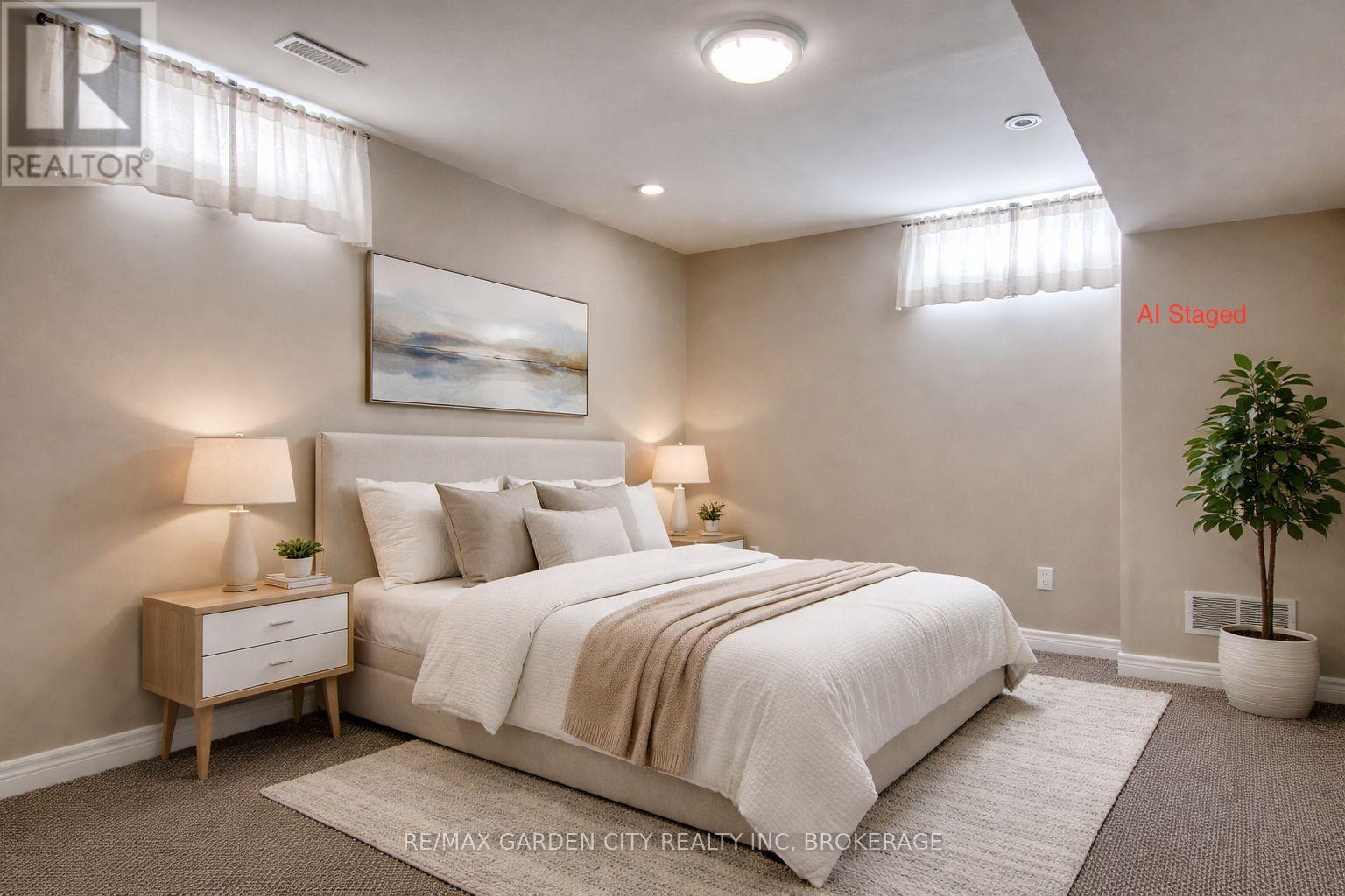 180 Drapers Street, Welland (Prince Charles), Ontario  L3C 7N2 - Photo 6 - X12910646