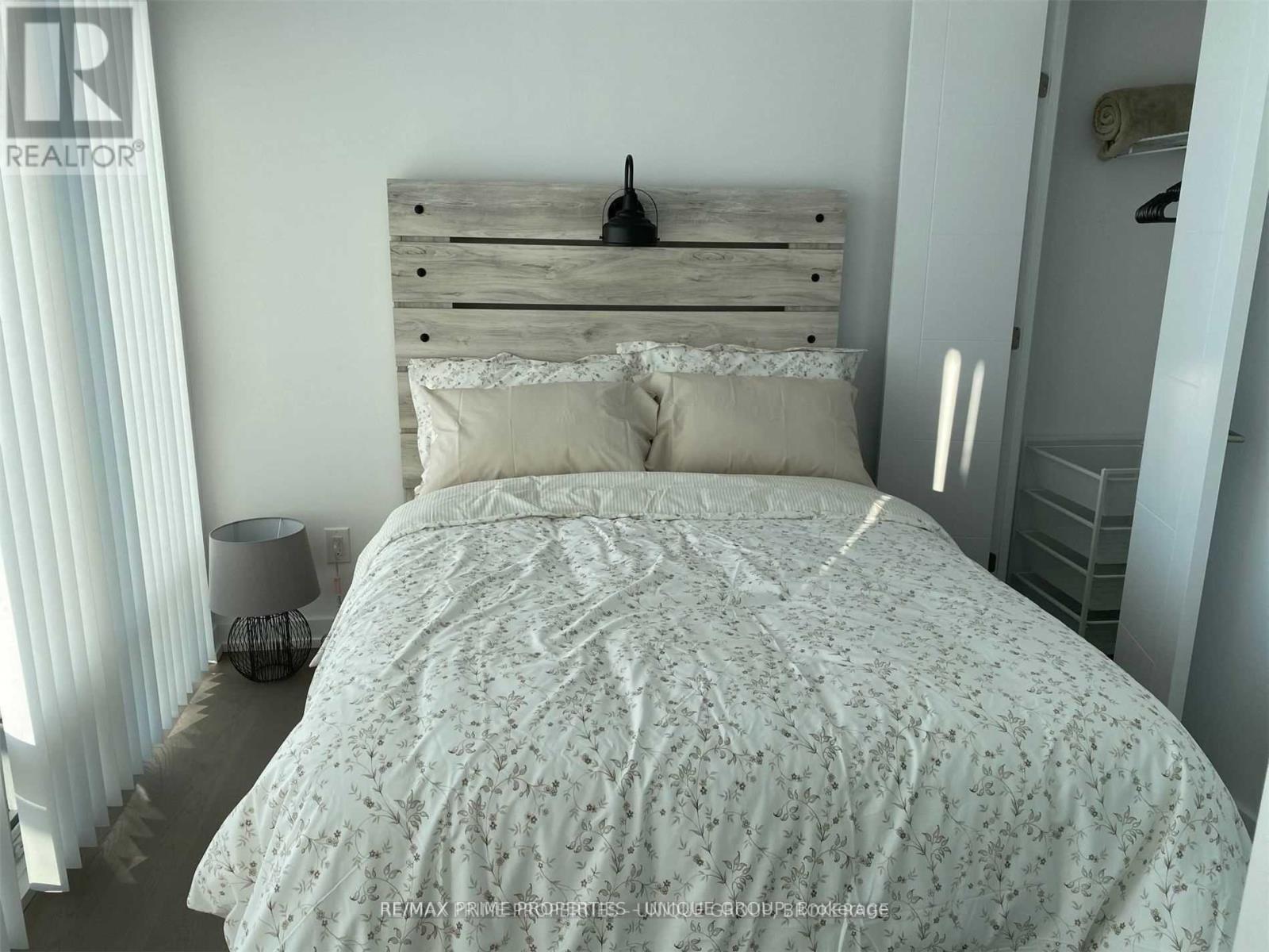 2916 - 488 University Avenue, Toronto, Ontario  M5G 0C1 - Photo 10 - C12875044