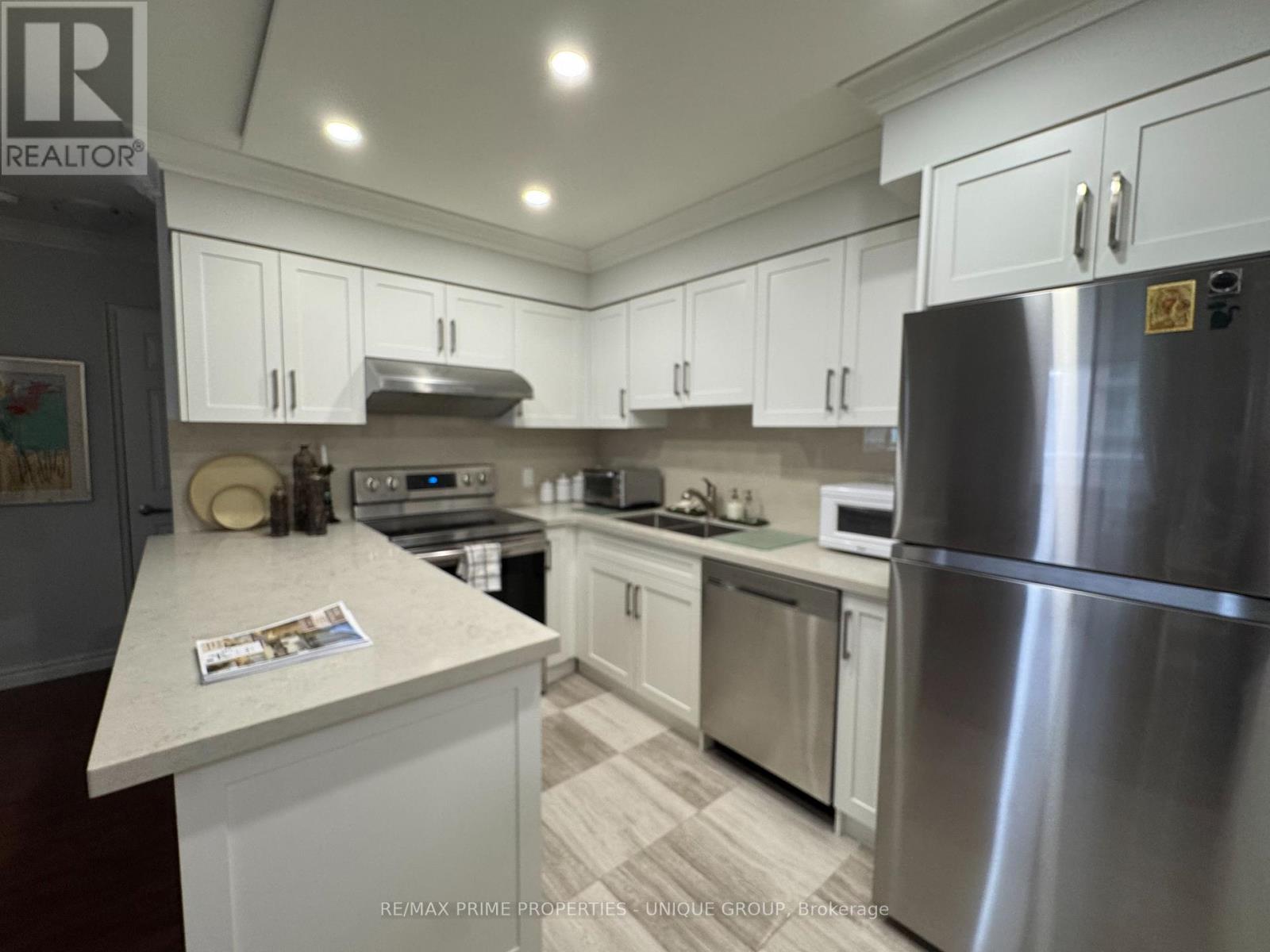 #1711 - 256 Doris Avenue, Toronto, Ontario  M2N 6X8 - Photo 5 - C12866912