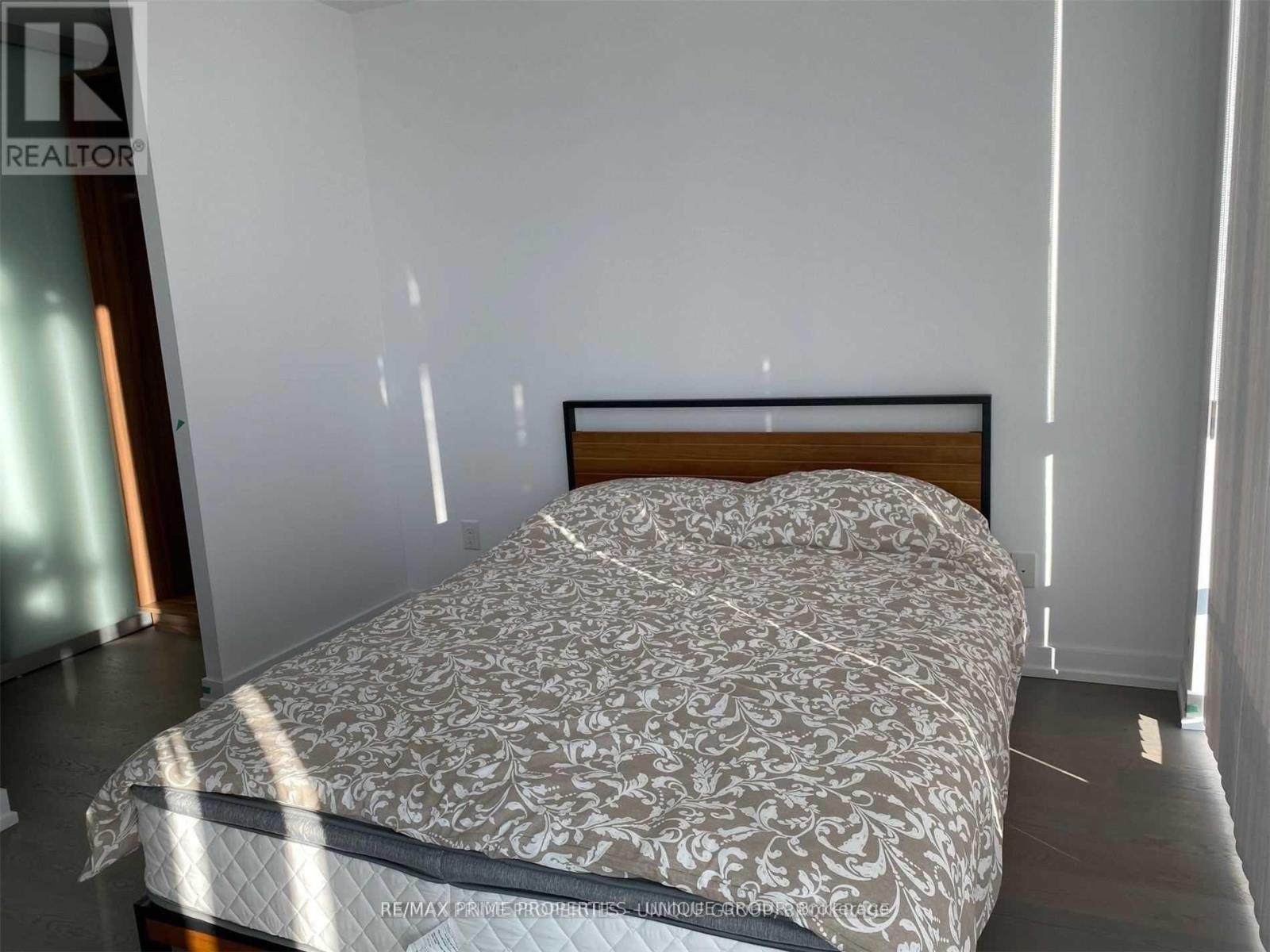 2916 - 488 University Avenue, Toronto, Ontario  M5G 0C1 - Photo 11 - C12875044