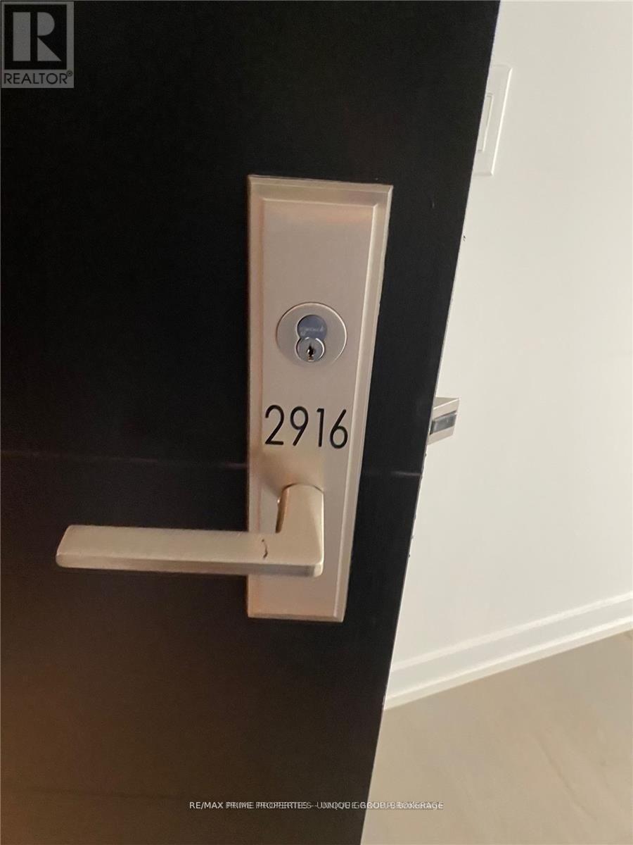 2916 - 488 University Avenue, Toronto, Ontario  M5G 0C1 - Photo 19 - C12875044