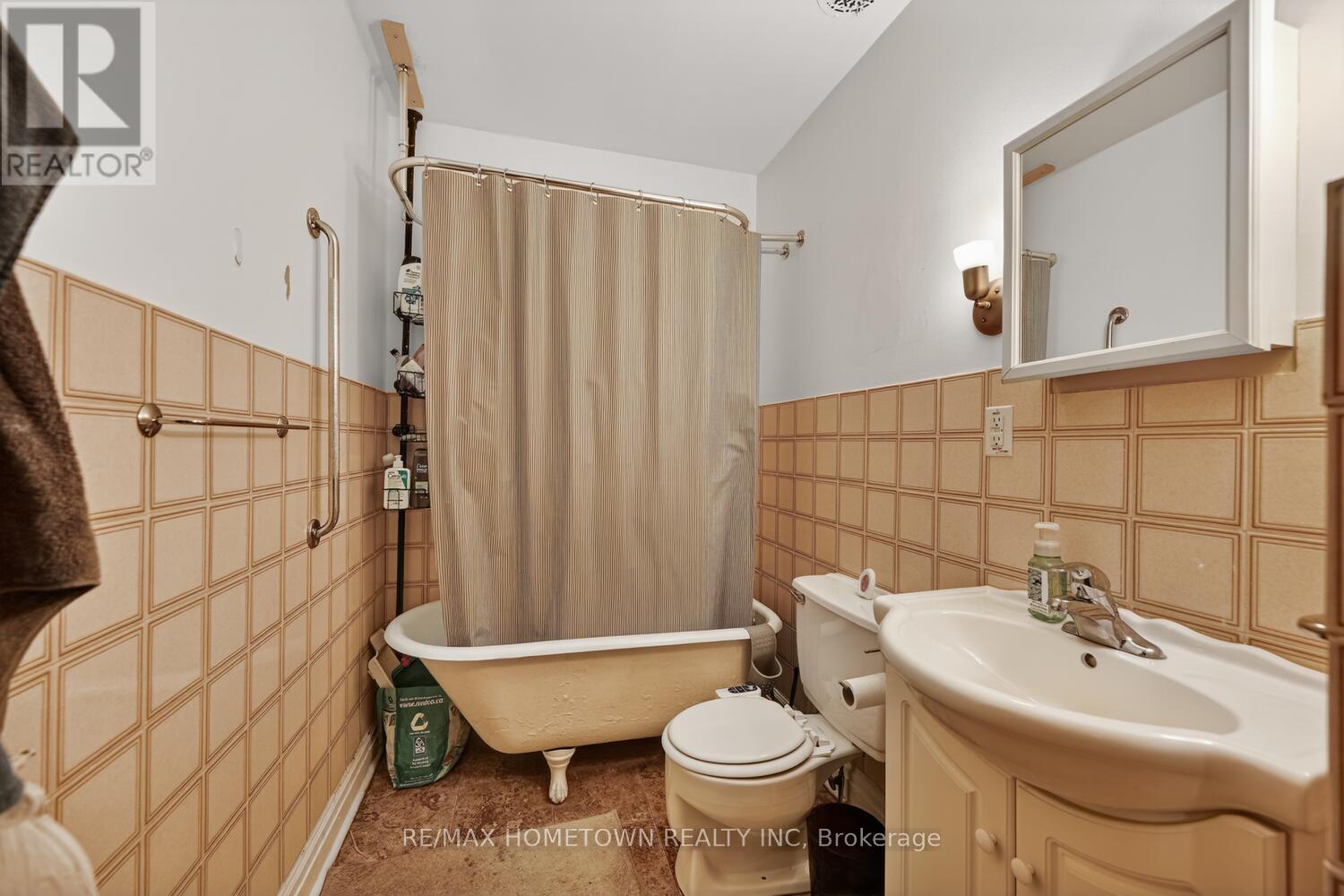 61 Pearl Street E, Brockville, Ontario  K6V 1P6 - Photo 44 - X12910658