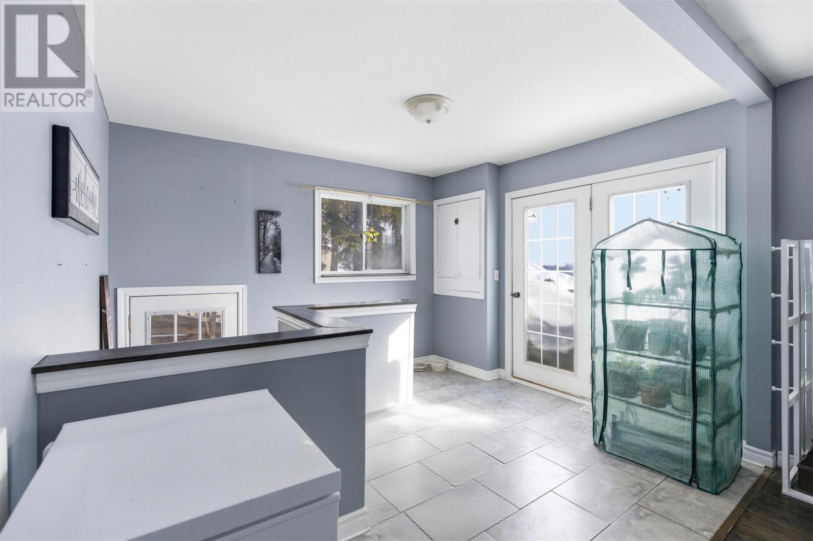 1363 Second Lin W, Sault Ste. Marie, Ontario  P6A 6K4 - Photo 18 - SM260381