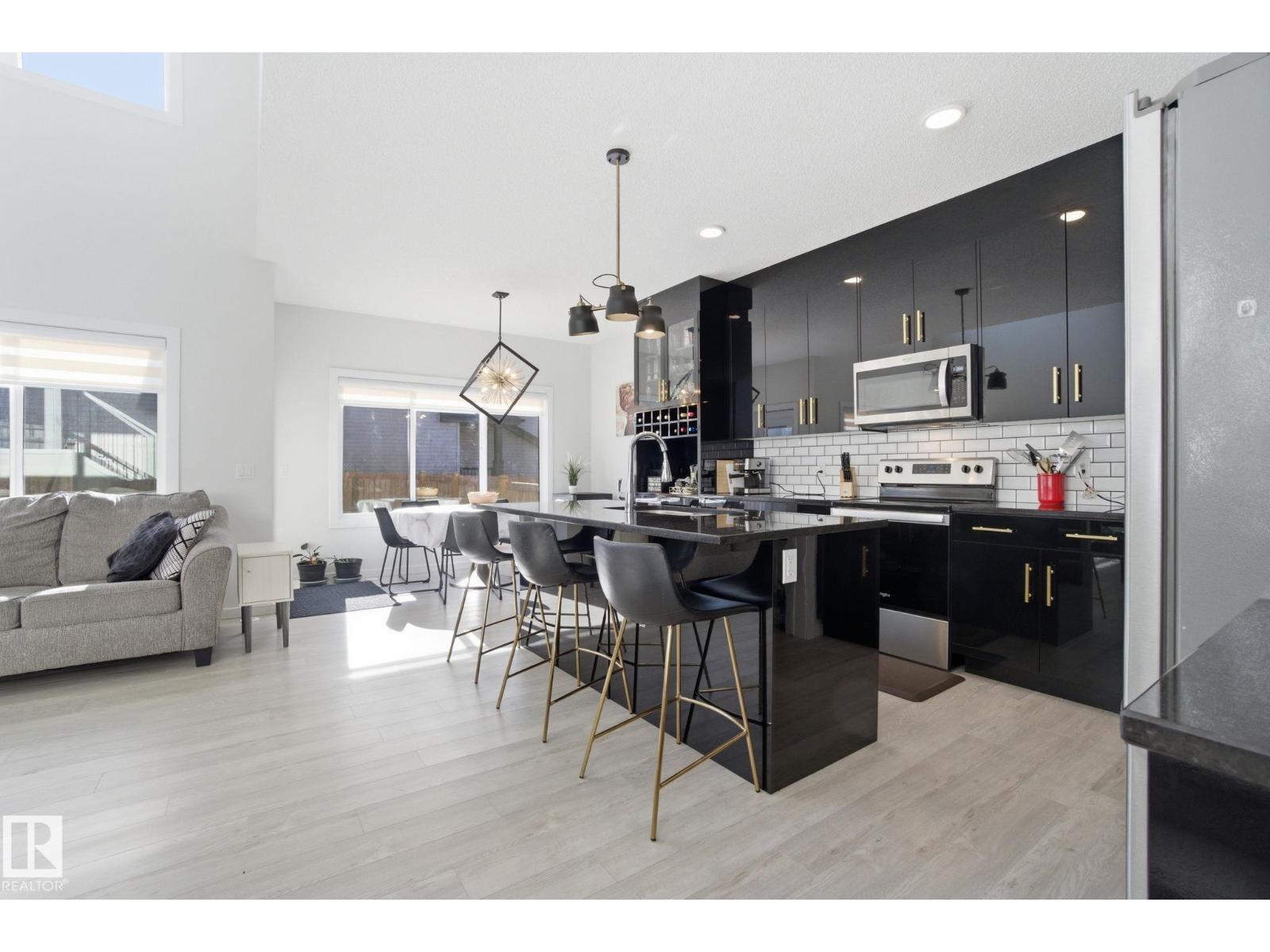 15851 22 Av Sw, Edmonton, Alberta  T6W 4K9 - Photo 8 - E4478699