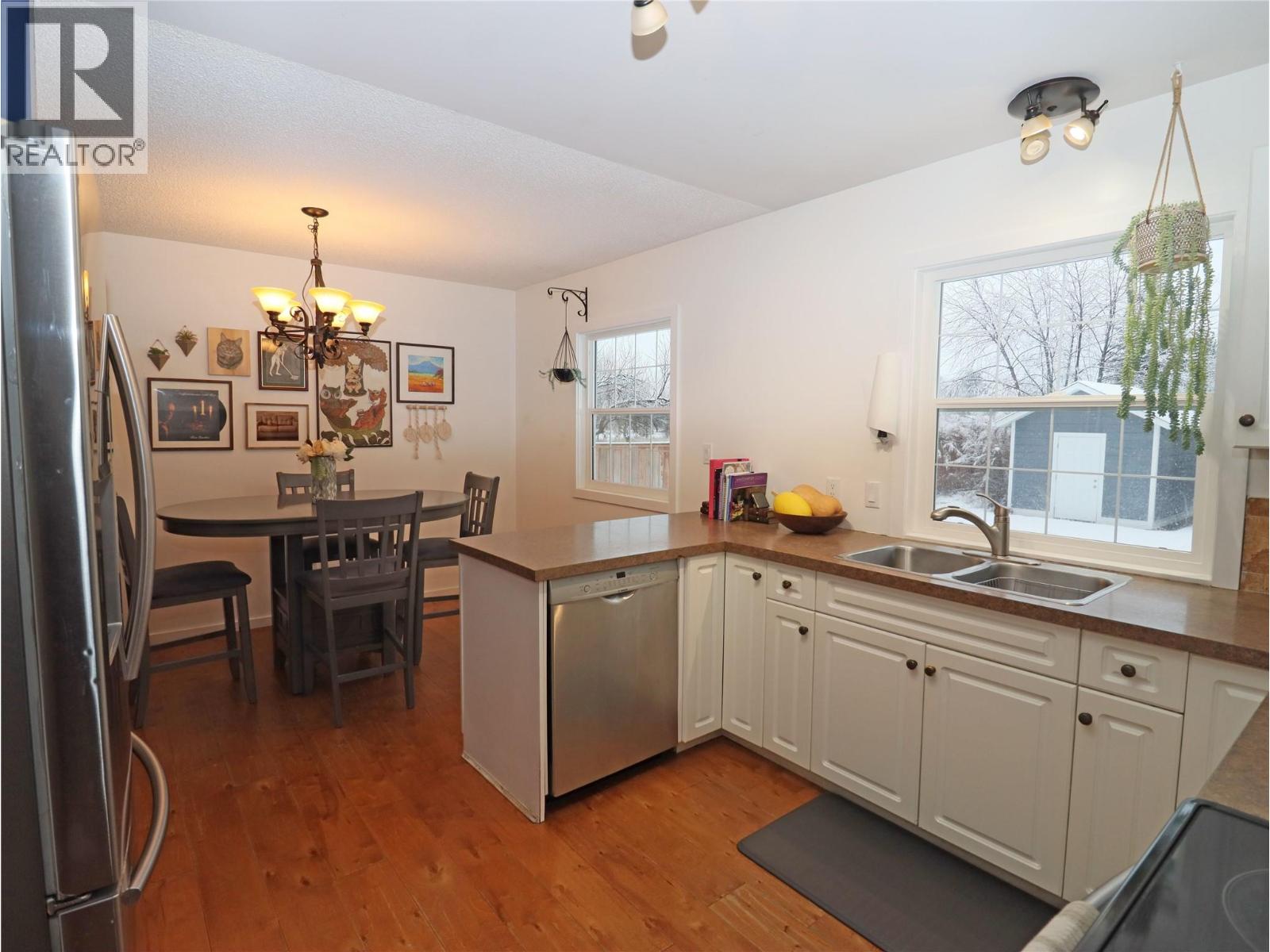 7665 Boundary Drive, Grand Forks, British Columbia  V0H 1H0 - Photo 9 - 10370932