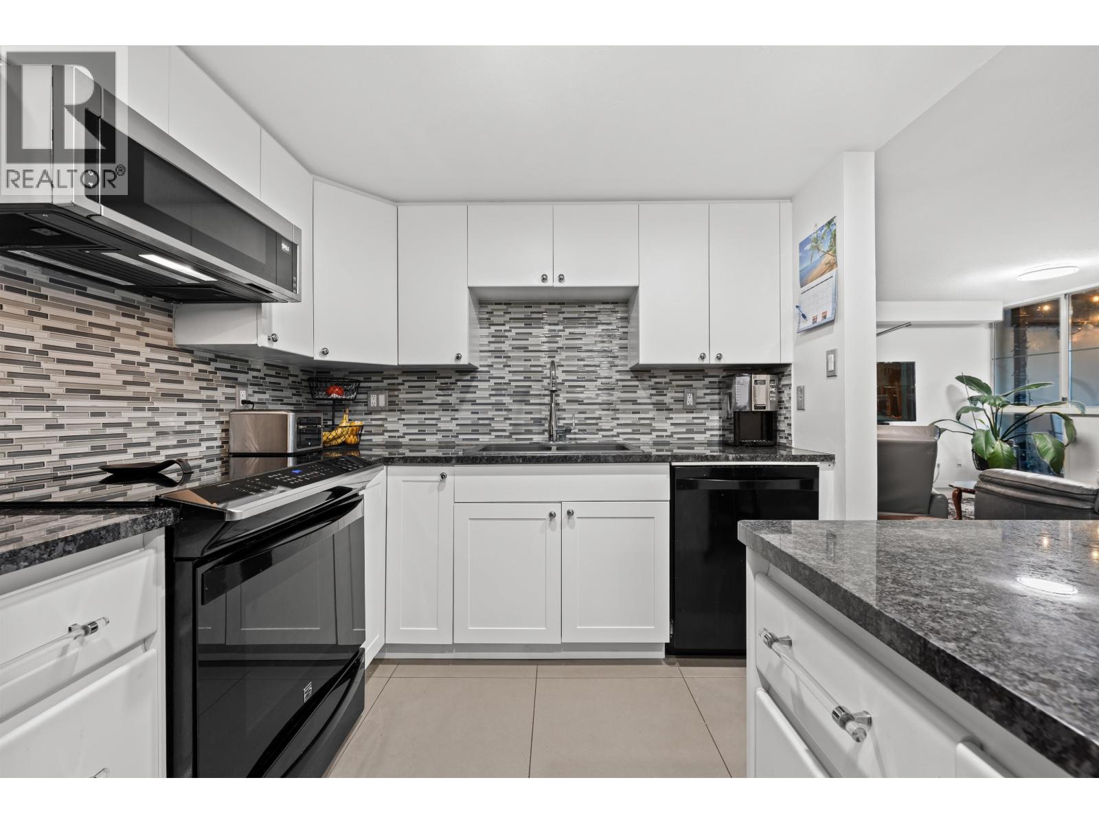 403 1159 Main Street, Vancouver, British Columbia  V6A 4B6 - Photo 16 - R3102008