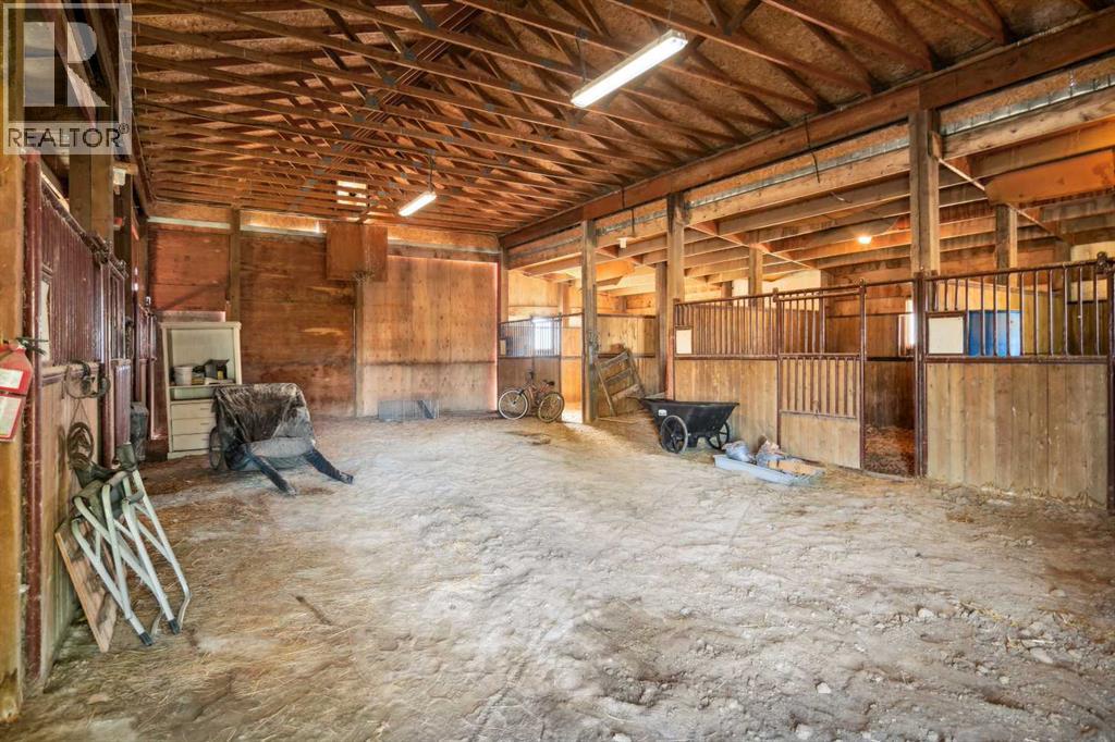 272187 Township Road 240, Rural Rocky View County, Alberta  T2P 2G7 - Photo 38 - A2279184