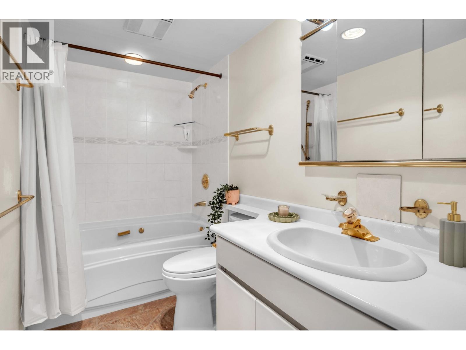 401 1718 Nelson Street, Vancouver, British Columbia  V6G 1M8 - Photo 12 - R3102289