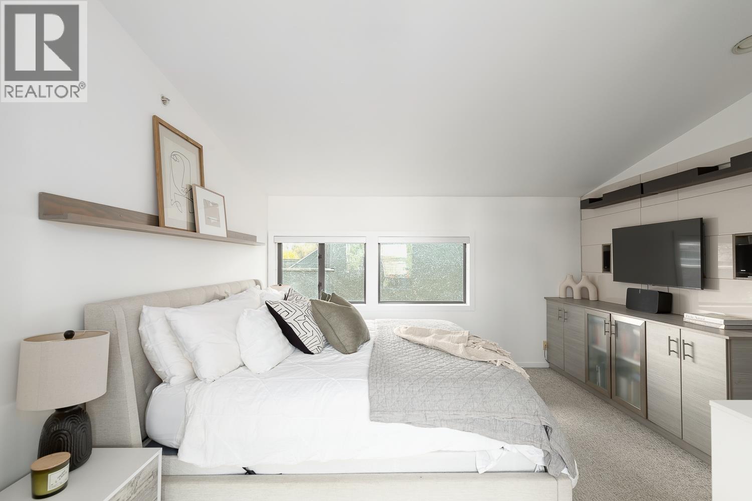 Listing Picture 19 of 28 : 396 E 15TH AVENUE, Vancouver / 溫哥華 - 魯藝地產 Yvonne Lu Group - MLS Medallion Club Member