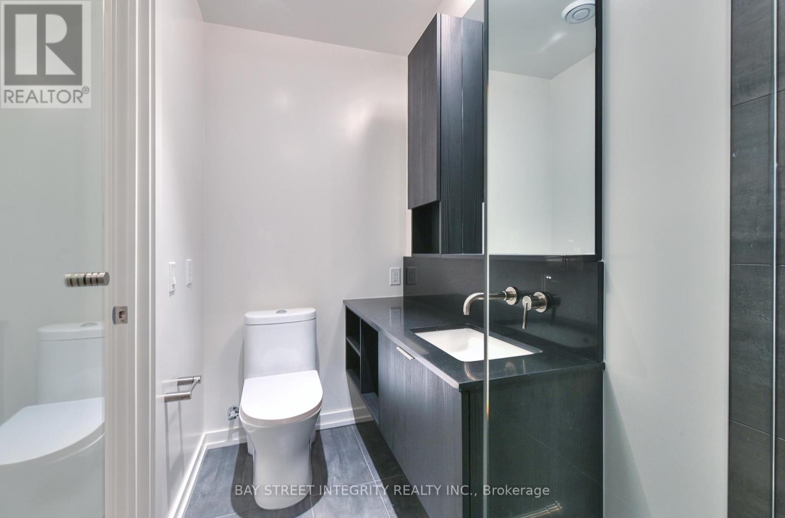 3310 - 110 Broadway Avenue, Toronto, Ontario  M4P 1V7 - Photo 12 - C12910700