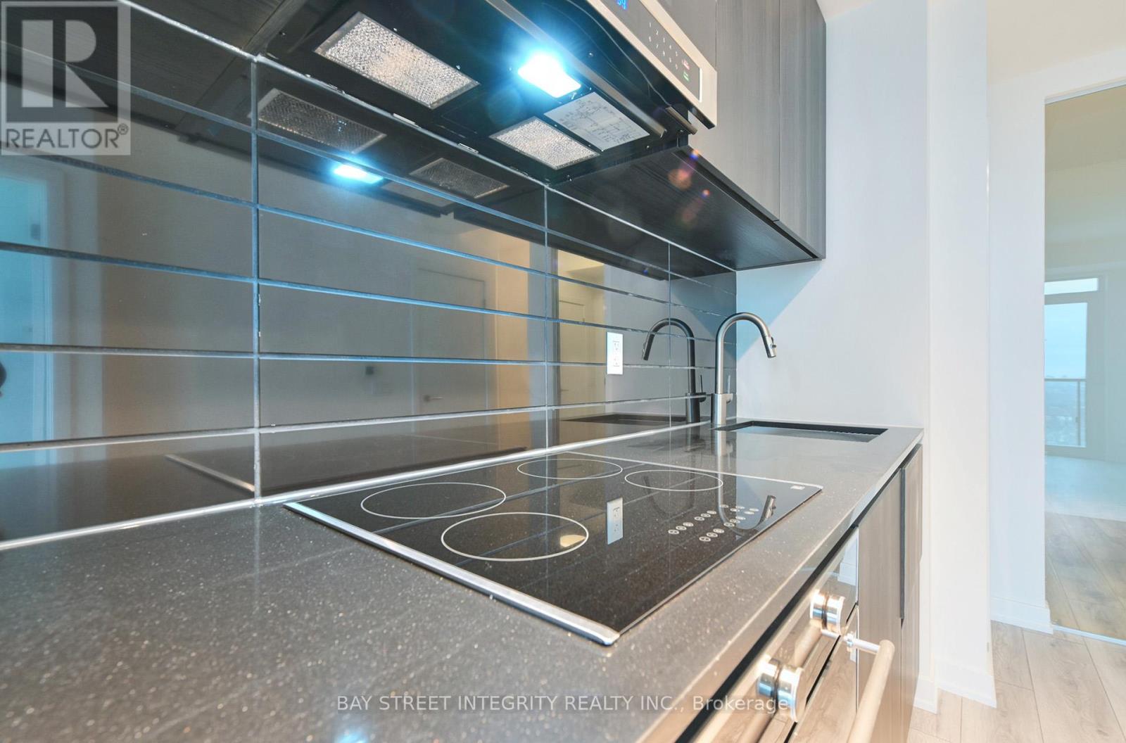 3310 - 110 Broadway Avenue, Toronto, Ontario  M4P 1V7 - Photo 15 - C12910700