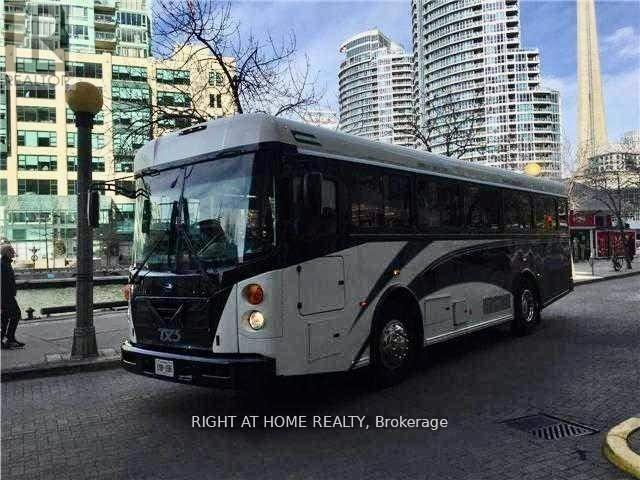 3803 - 77 Harbour Square, Toronto, Ontario  M5J 2S2 - Photo 10 - C12910762