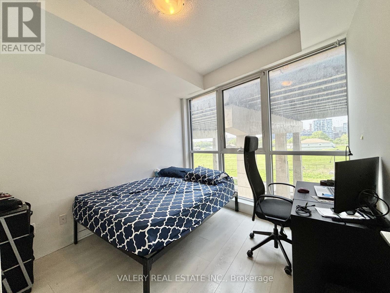 501 - 50 Bruyeres Mews, Toronto, Ontario M5V 0H8 - Photo 4 - C12910822