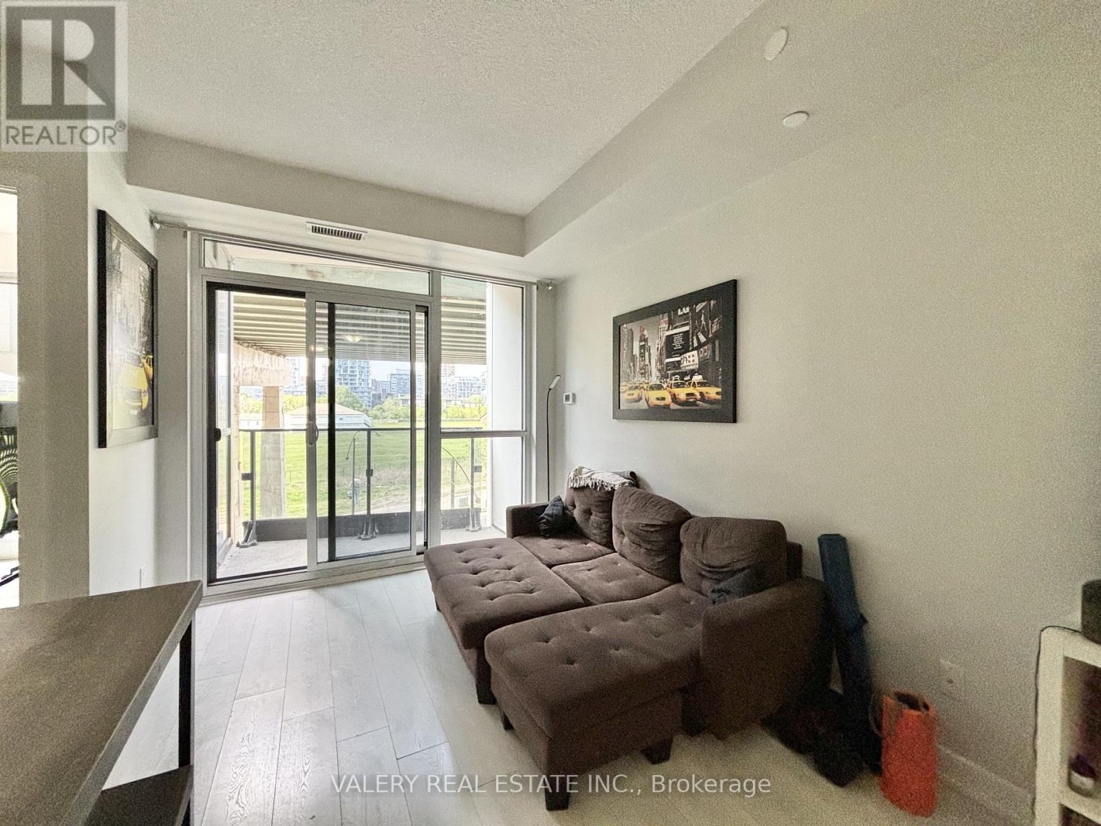 501 - 50 Bruyeres Mews, Toronto, Ontario M5V 0H8 - Photo 6 - C12910822