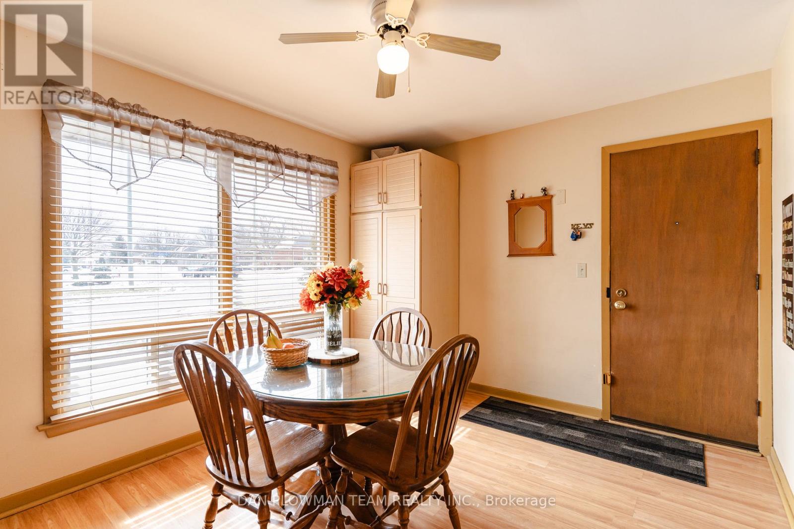 742 Chesterton Avenue, Oshawa, Ontario  L1H 3J3 - Photo 6 - E12910562