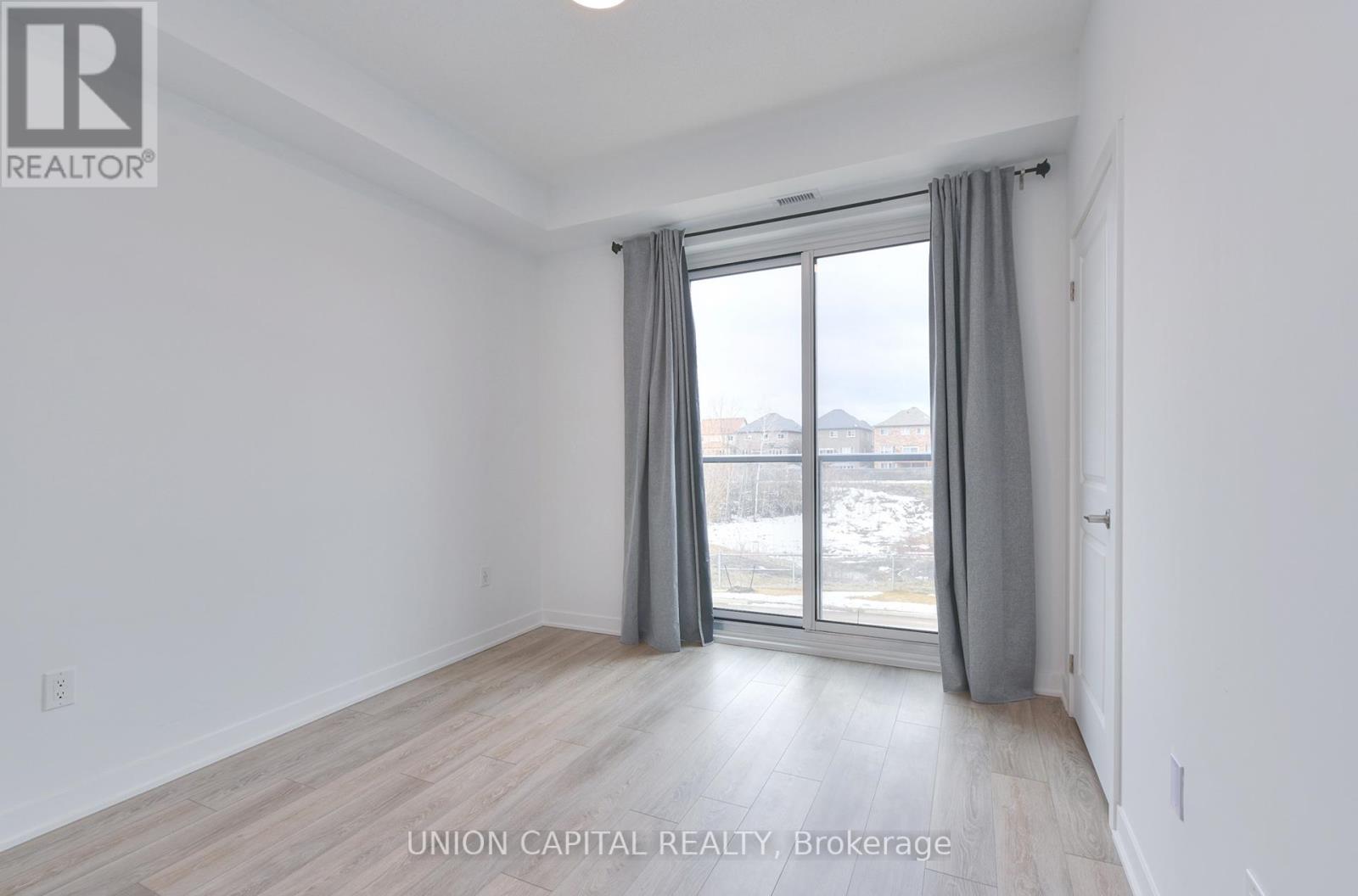 209 - 385 Arctic Red Drive, Oshawa, Ontario  L1L 0W9 - Photo 7 - E12910628