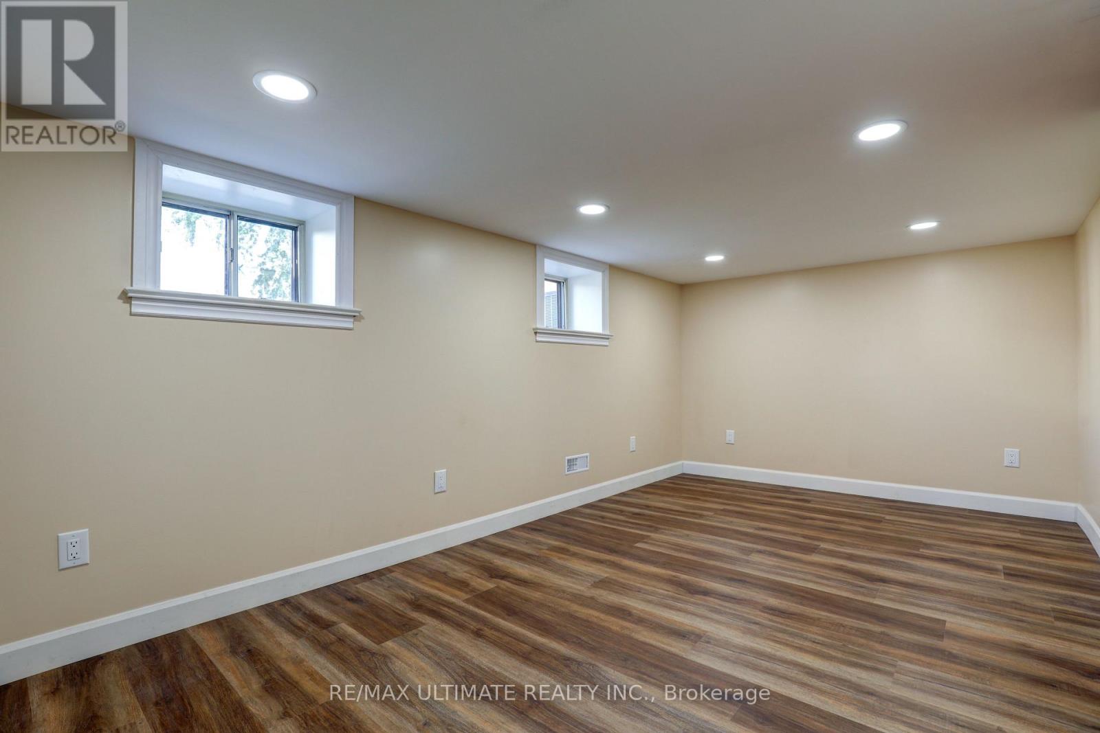 234 Floyd Avenue, Toronto, Ontario  M4J 2J3 - Photo 19 - E12910792