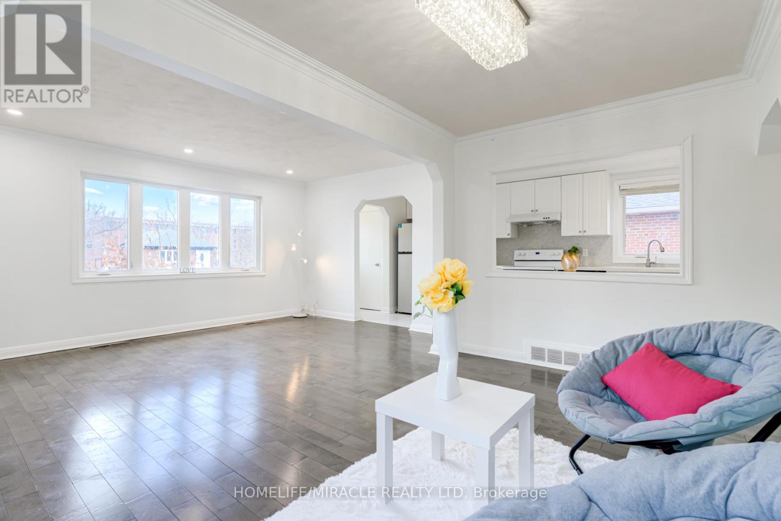 30 Yorkshire Road, Toronto (Ionview), Ontario  M1K 3B6 - Photo 12 - E12910802