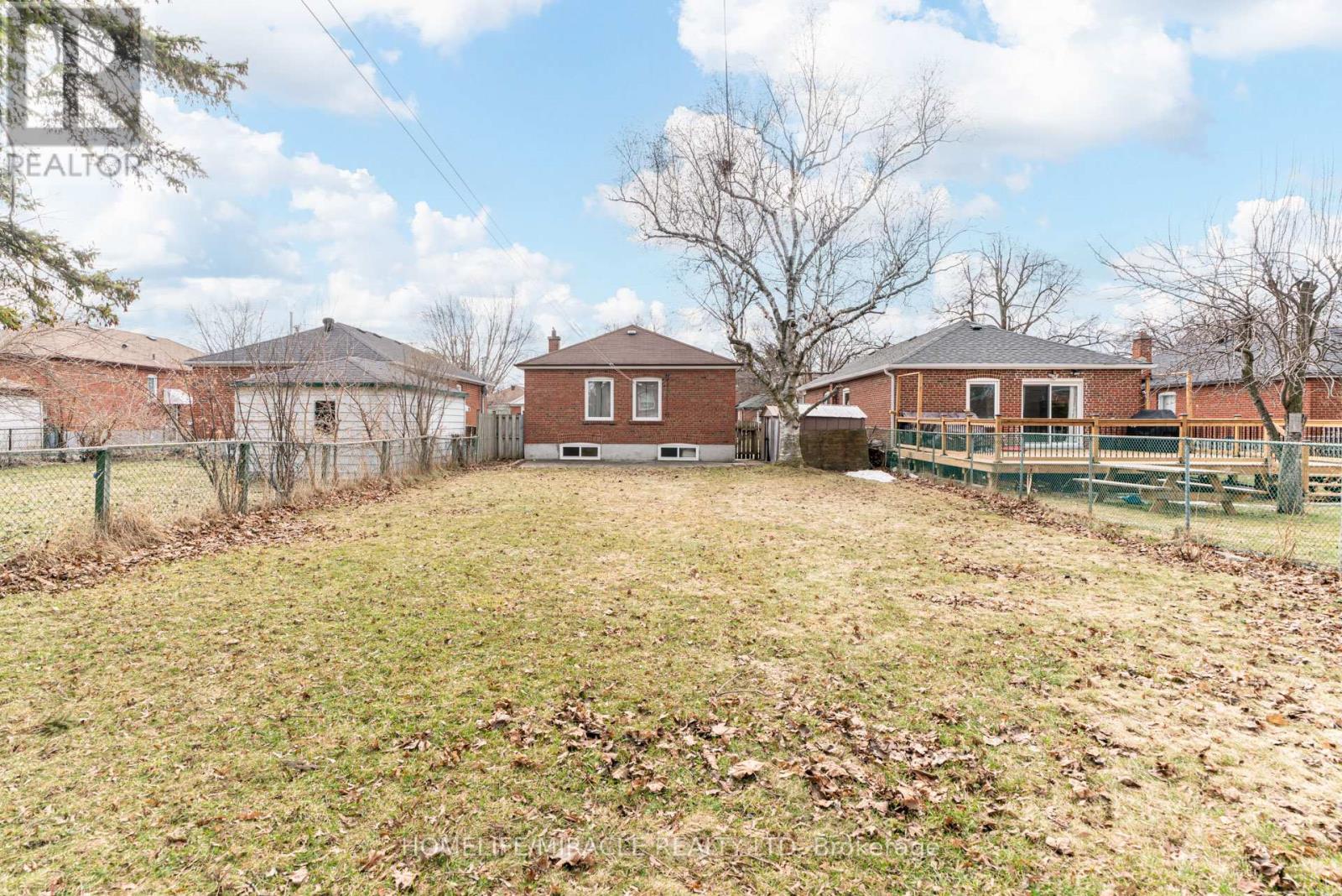 30 Yorkshire Road, Toronto (Ionview), Ontario  M1K 3B6 - Photo 38 - E12910802