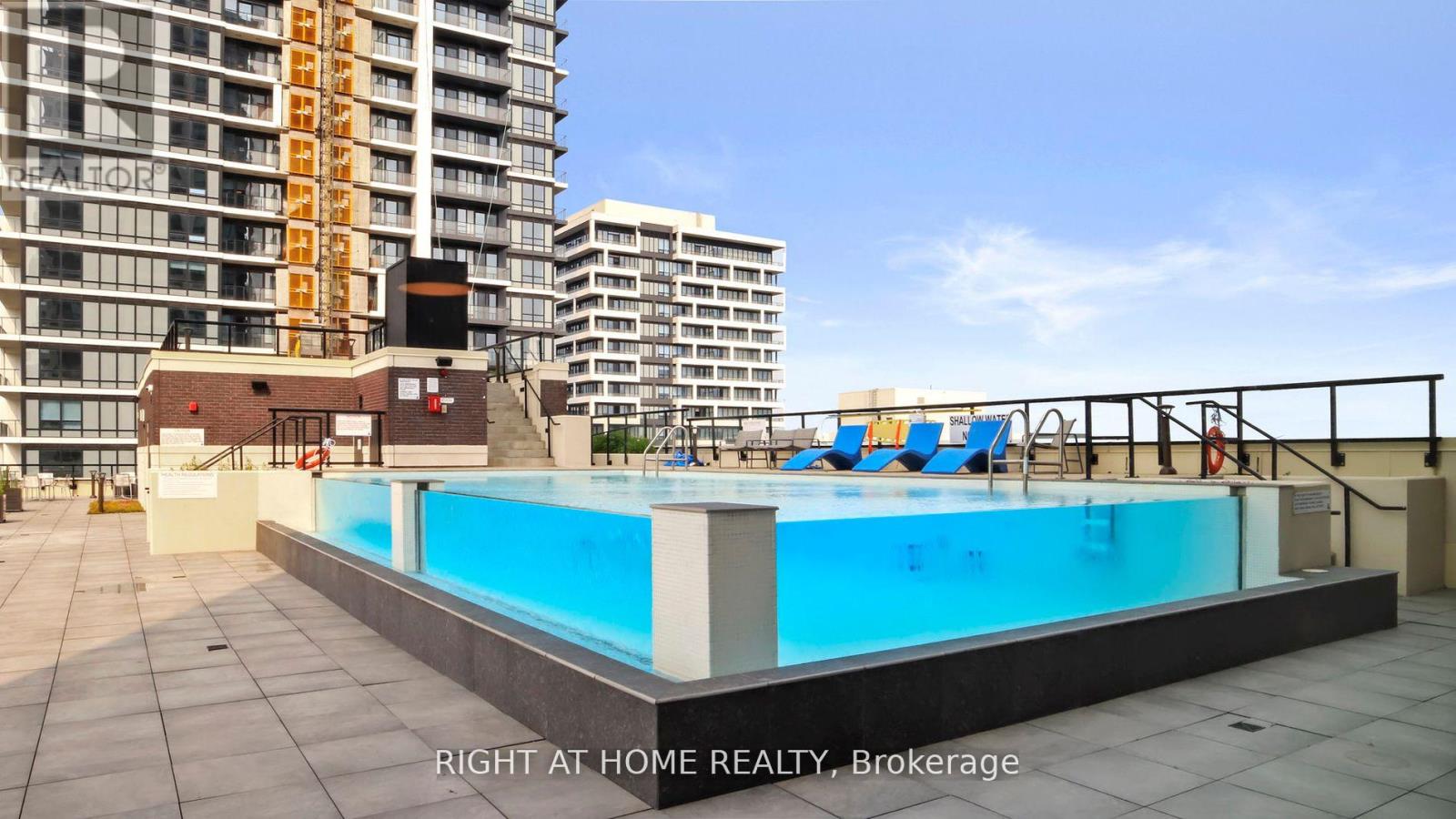 827 - 15 Water Walk Drive, Markham, Ontario  L6G 0G2 - Photo 11 - N12910636