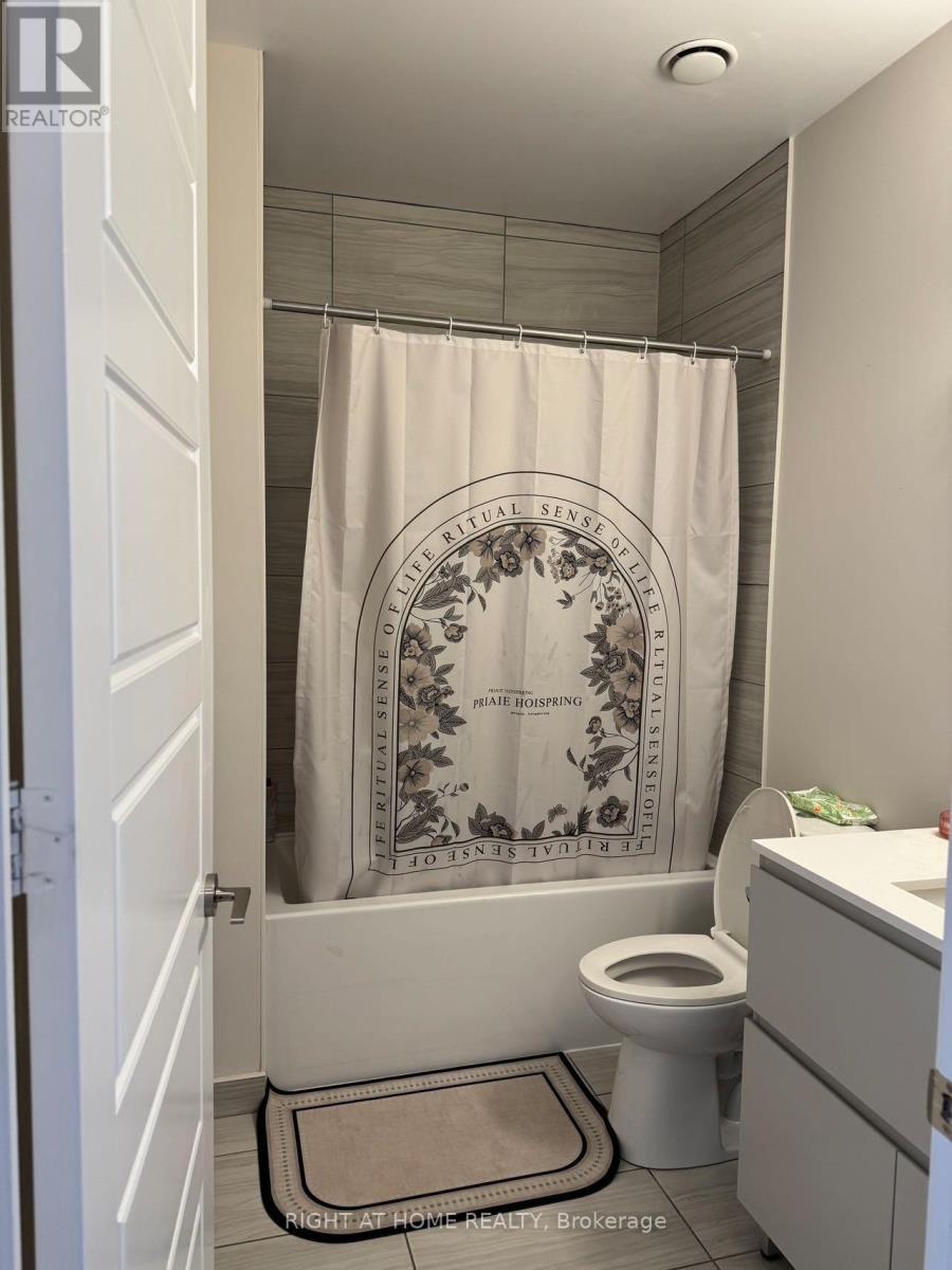 827 - 15 Water Walk Drive, Markham, Ontario  L6G 0G2 - Photo 8 - N12910636