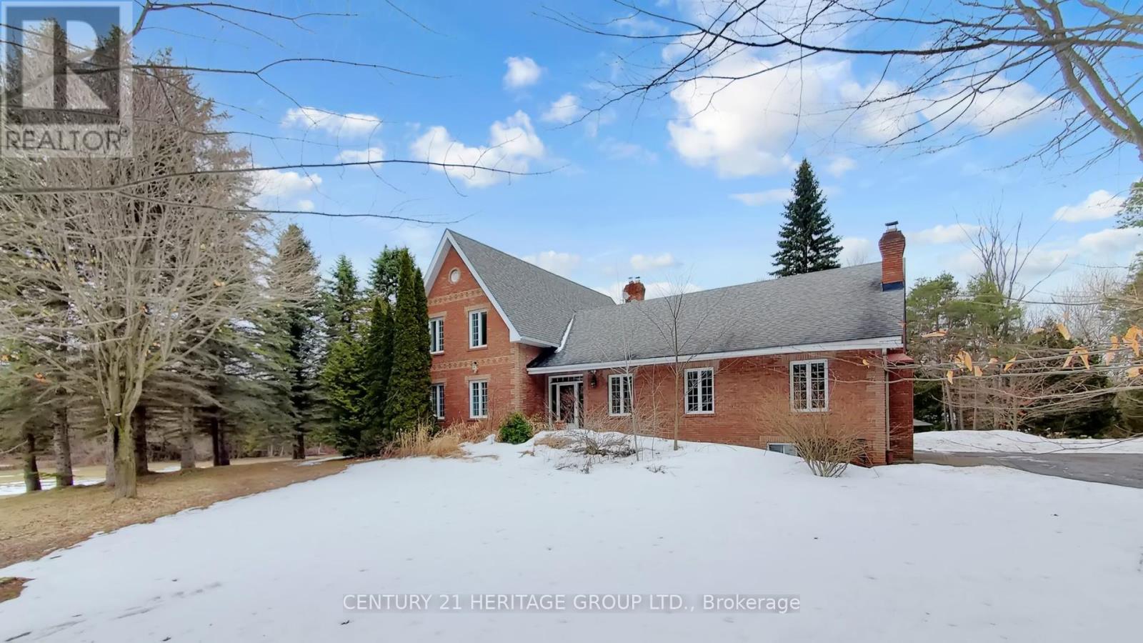 21455 Warden Avenue, East Gwillimbury, Ontario  L0G 1R0 - Photo 5 - N12910654