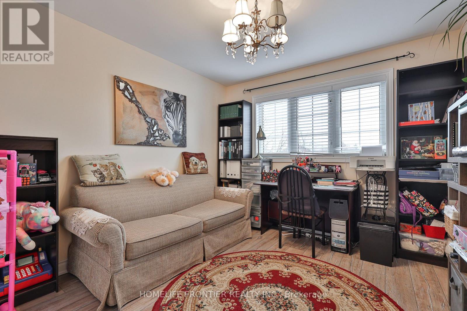 30 Saint Avenue, Bradford West Gwillimbury (Bradford), Ontario  L3Z 3E6 - Photo 27 - N12910692