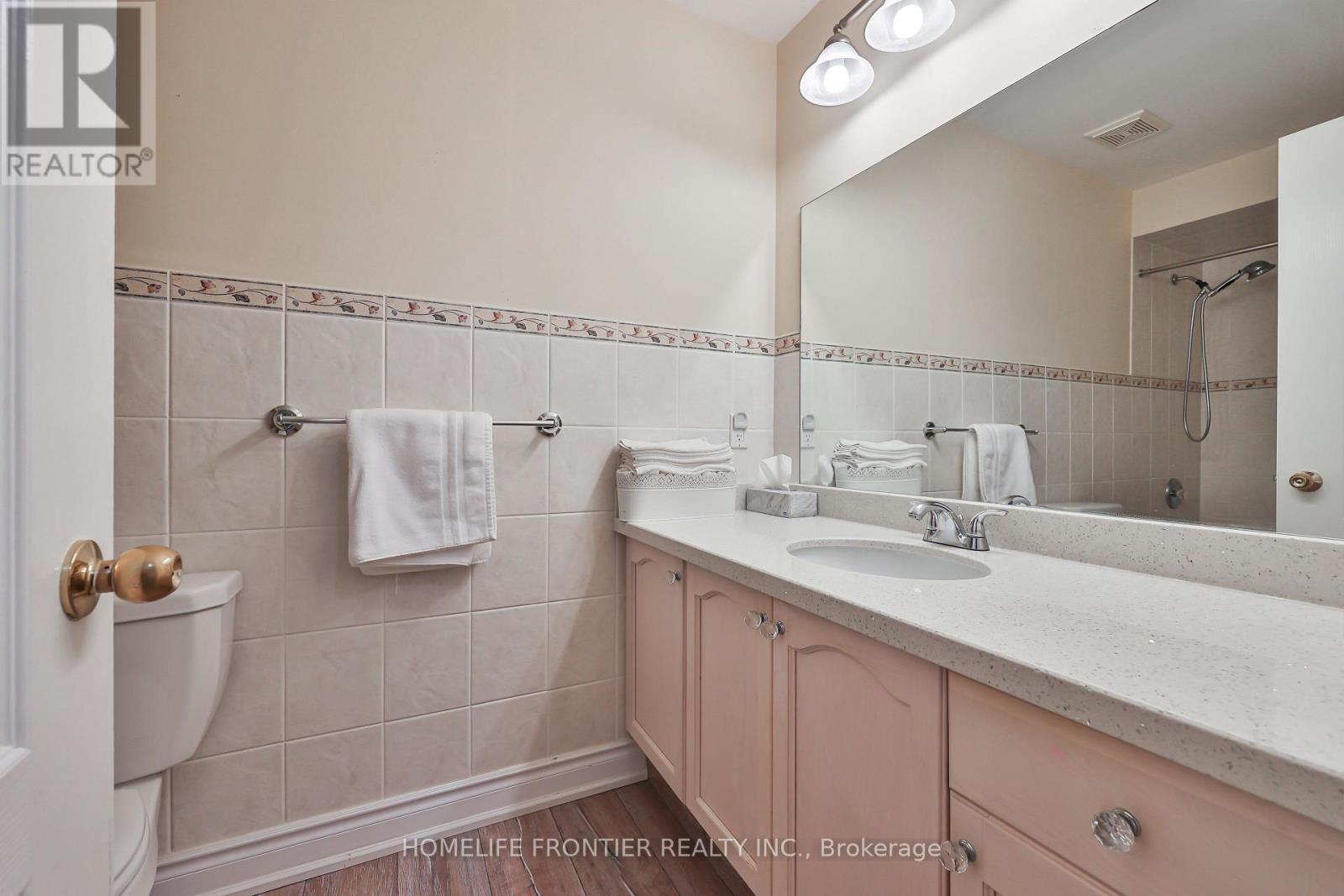 30 Saint Avenue, Bradford West Gwillimbury (Bradford), Ontario  L3Z 3E6 - Photo 29 - N12910692