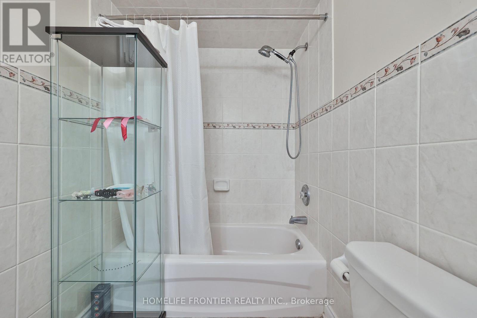 30 Saint Avenue, Bradford West Gwillimbury (Bradford), Ontario  L3Z 3E6 - Photo 30 - N12910692