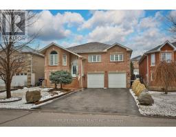 30 SAINT AVENUE, Bradford West Gwillimbury, Ontario
