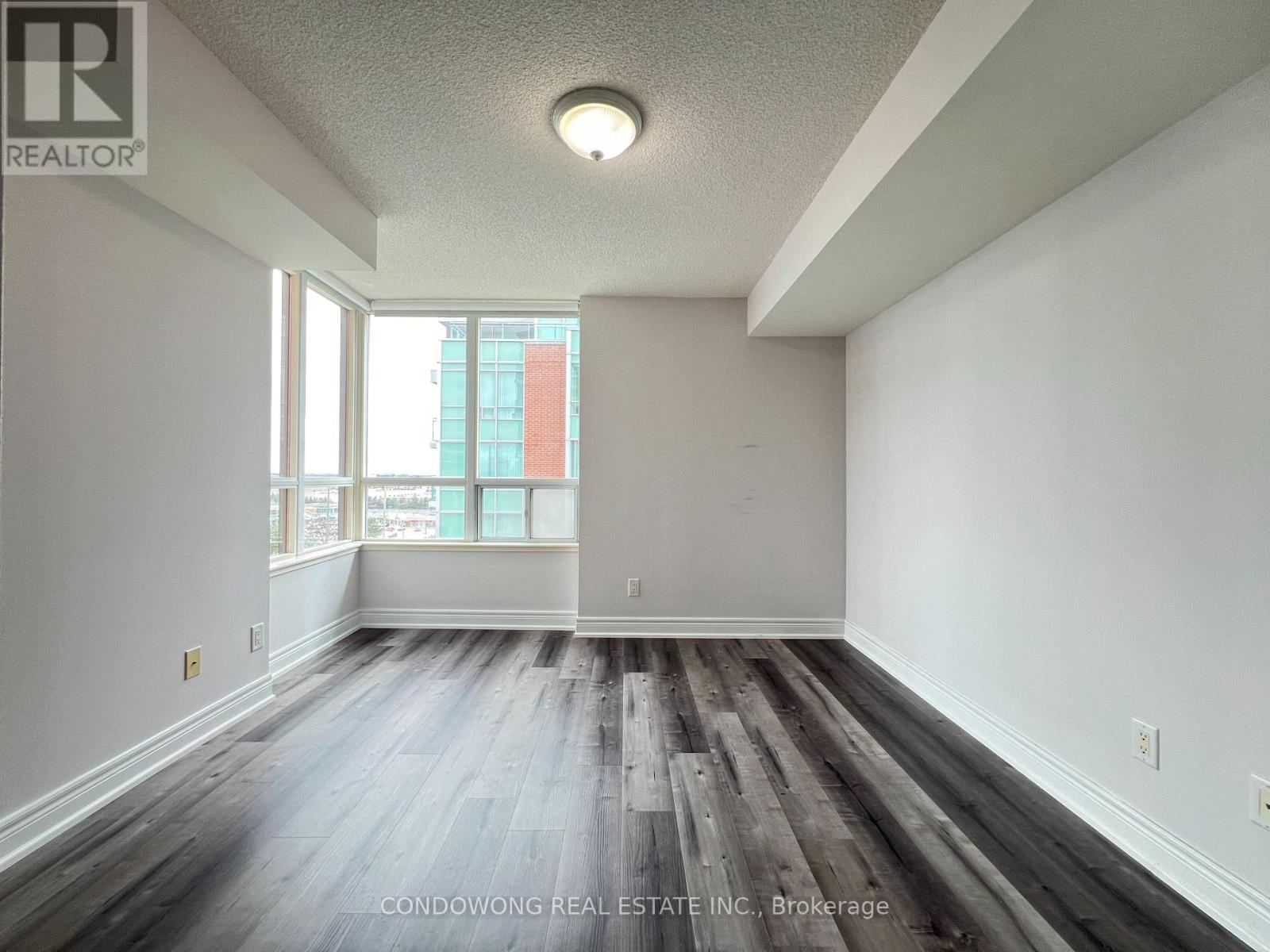 918 - 48 Suncrest Boulevard, Markham, Ontario  L3T 7Y5 - Photo 10 - N12910710