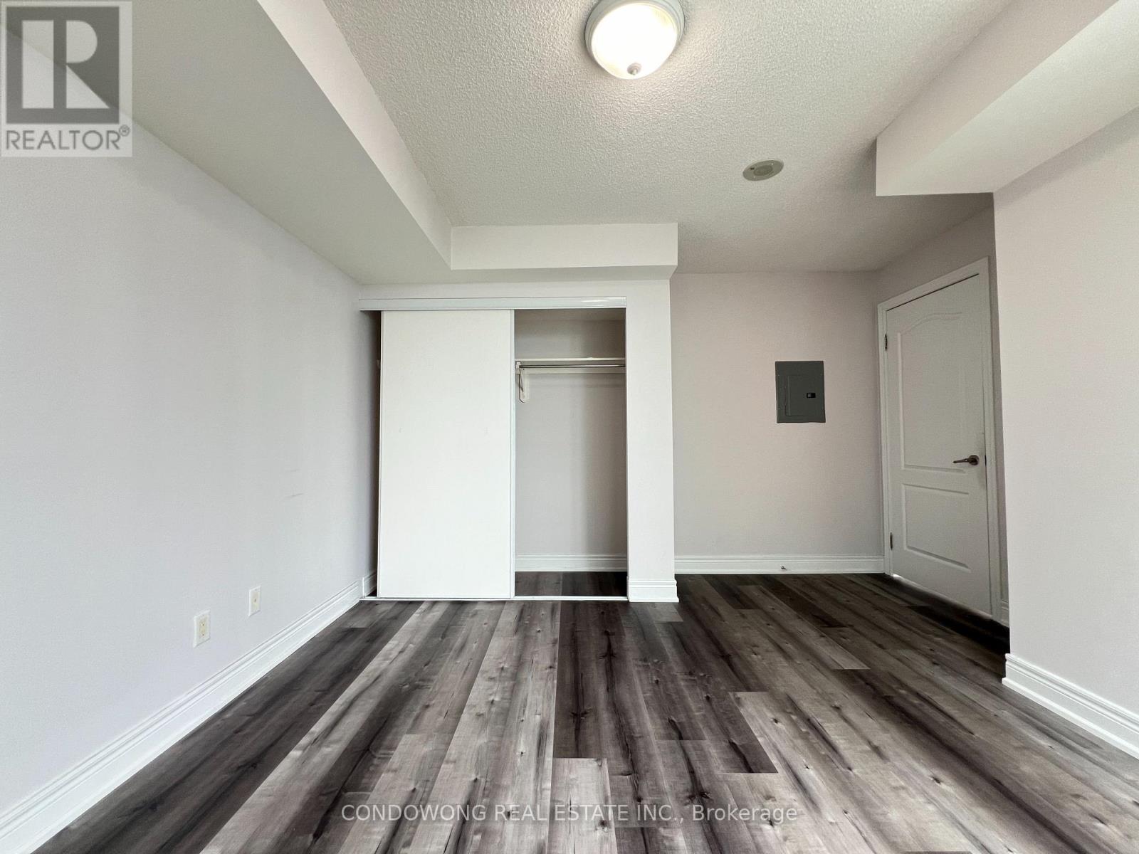 918 - 48 Suncrest Boulevard, Markham, Ontario  L3T 7Y5 - Photo 11 - N12910710