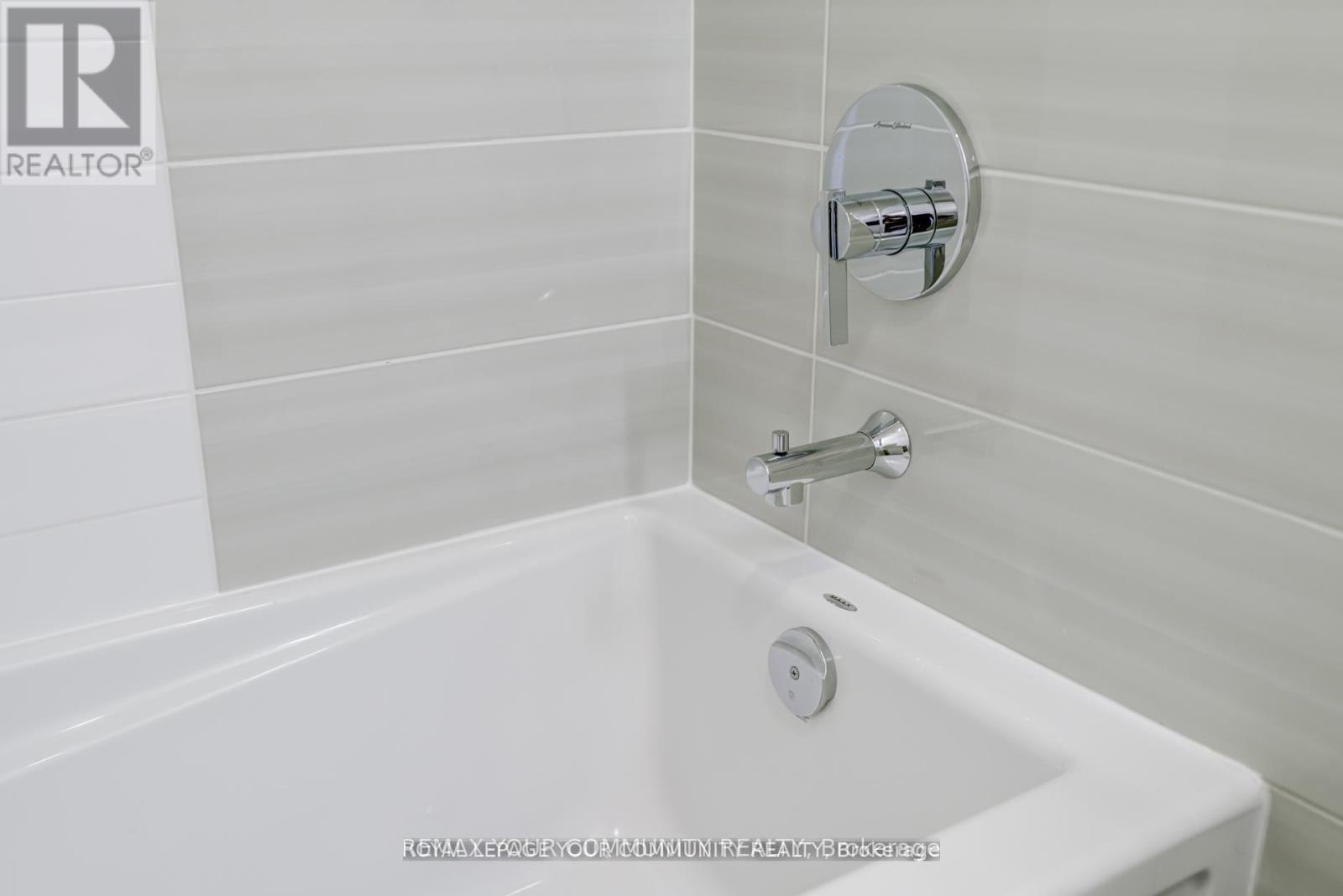 222 - 540 Bur Oak Avenue, Markham, Ontario  L6C 0Y2 - Photo 18 - N12910738