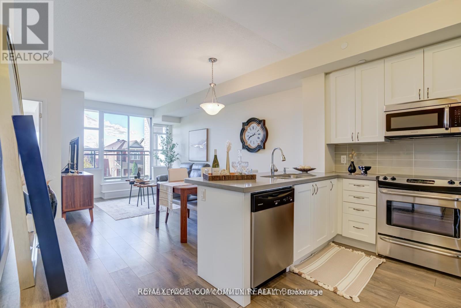 222 - 540 Bur Oak Avenue, Markham, Ontario  L6C 0Y2 - Photo 2 - N12910738