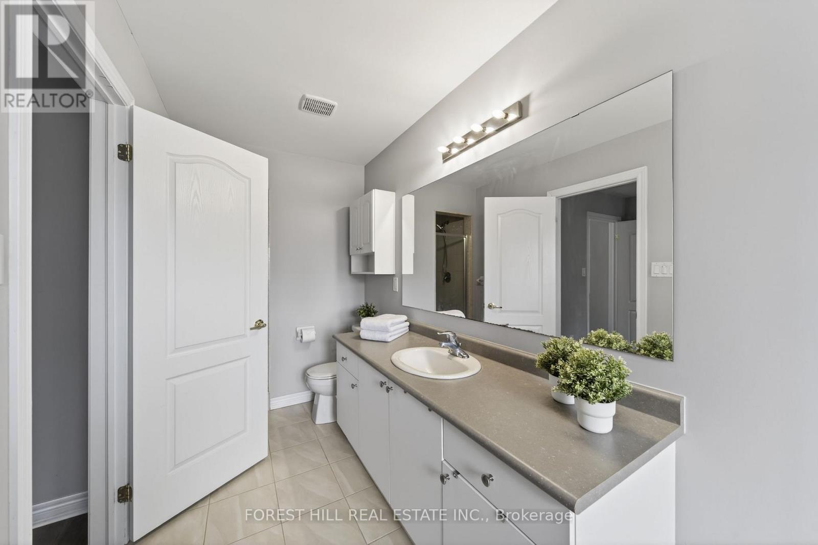 37 Greenwood Drive, Essa, Ontario  L3W 0N5 - Photo 19 - N12909876