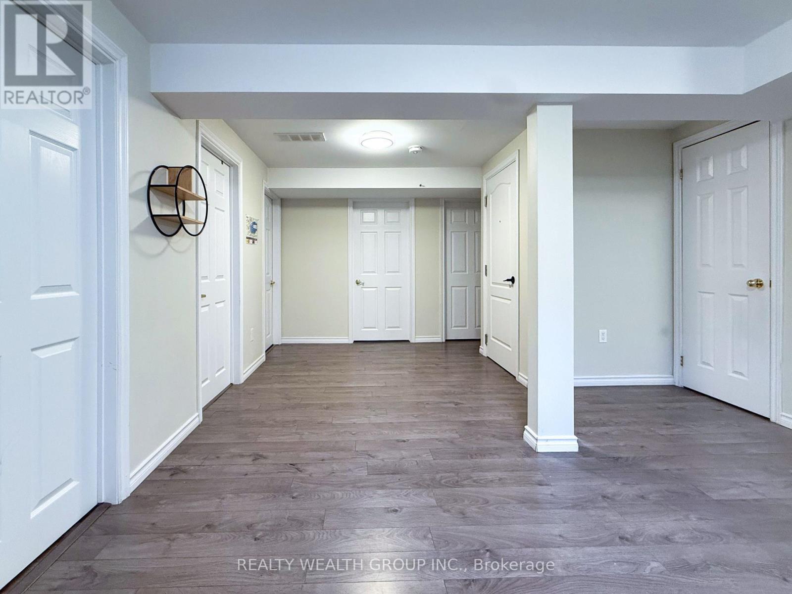 61 Stollar Boulevard, Barrie (Little Lake), Ontario  L4M 6N3 - Photo 13 - S12910704