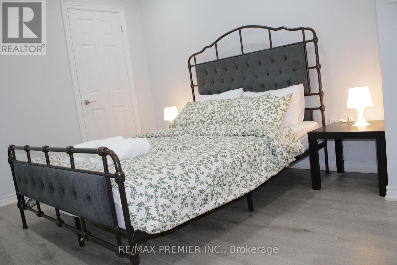 51 Mullholland Avenue, Cambridge, Ontario  N3H 5L5 - Photo 32 - X12909926