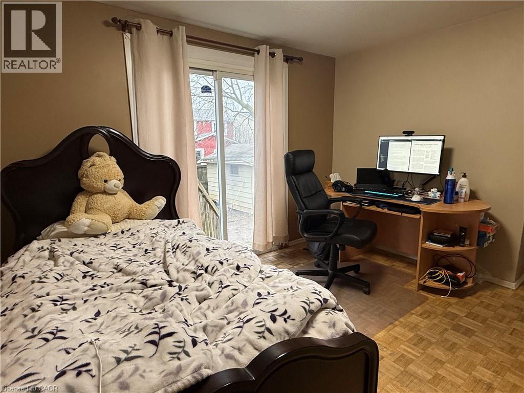 60 Helene Crescent, Waterloo, Ontario  N2L 5E5 - Photo 15 - 40814075