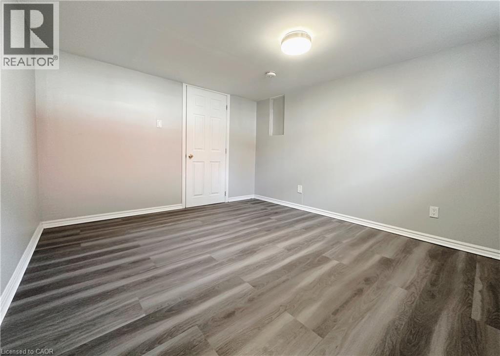 39 Maywood Road Unit# Lower, Kitchener, Ontario  N2C 2A2 - Photo 9 - 40813210