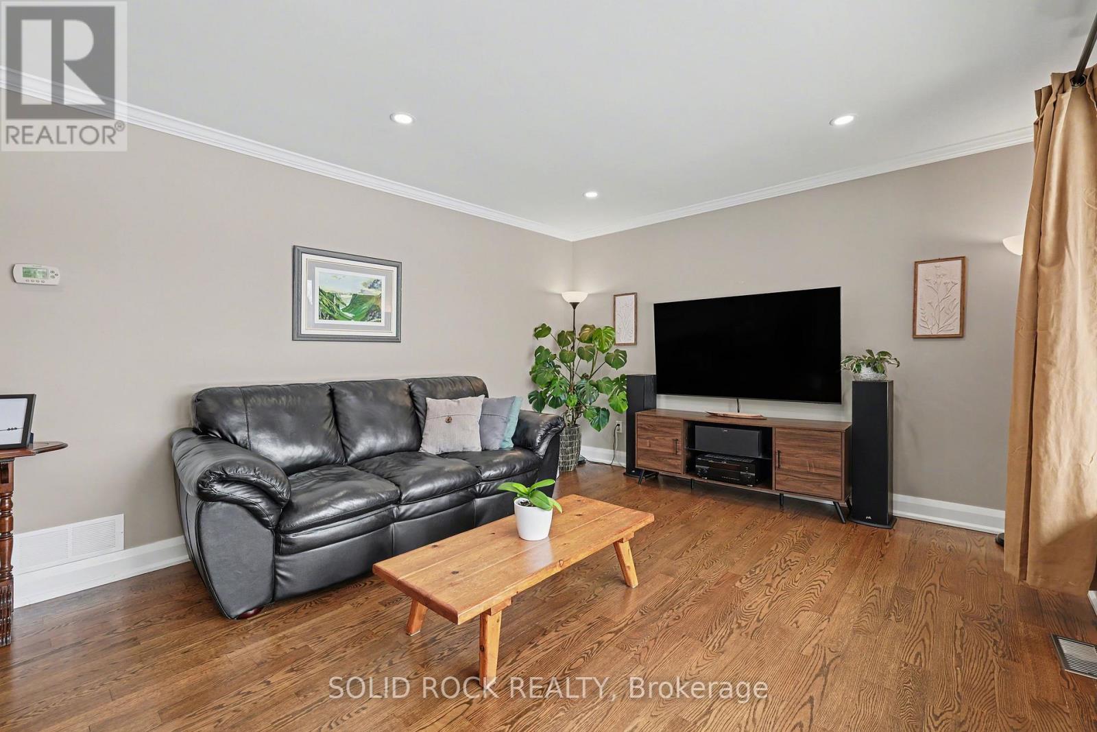 113 Goodwood Crescent, Beckwith, Ontario  K7C 0V3 - Photo 3 - X12861330