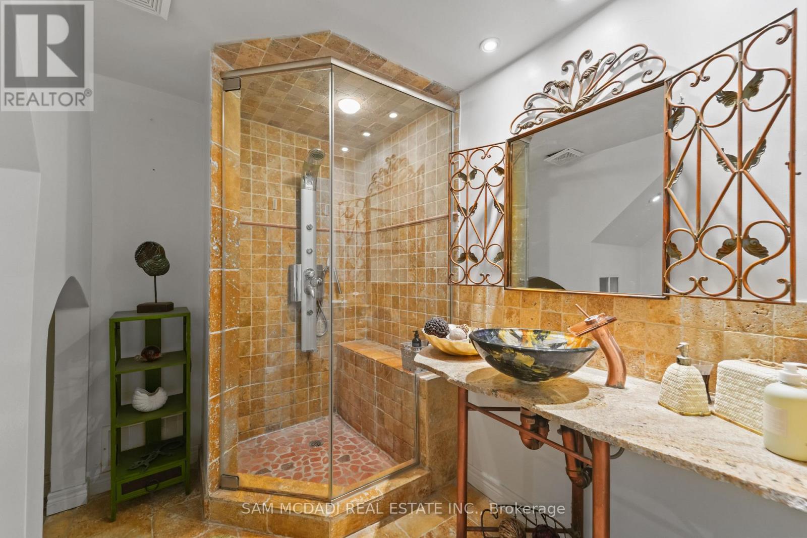 6074 Leeside Crescent, Mississauga, Ontario  L5M 5K6 - Photo 37 - W12910650